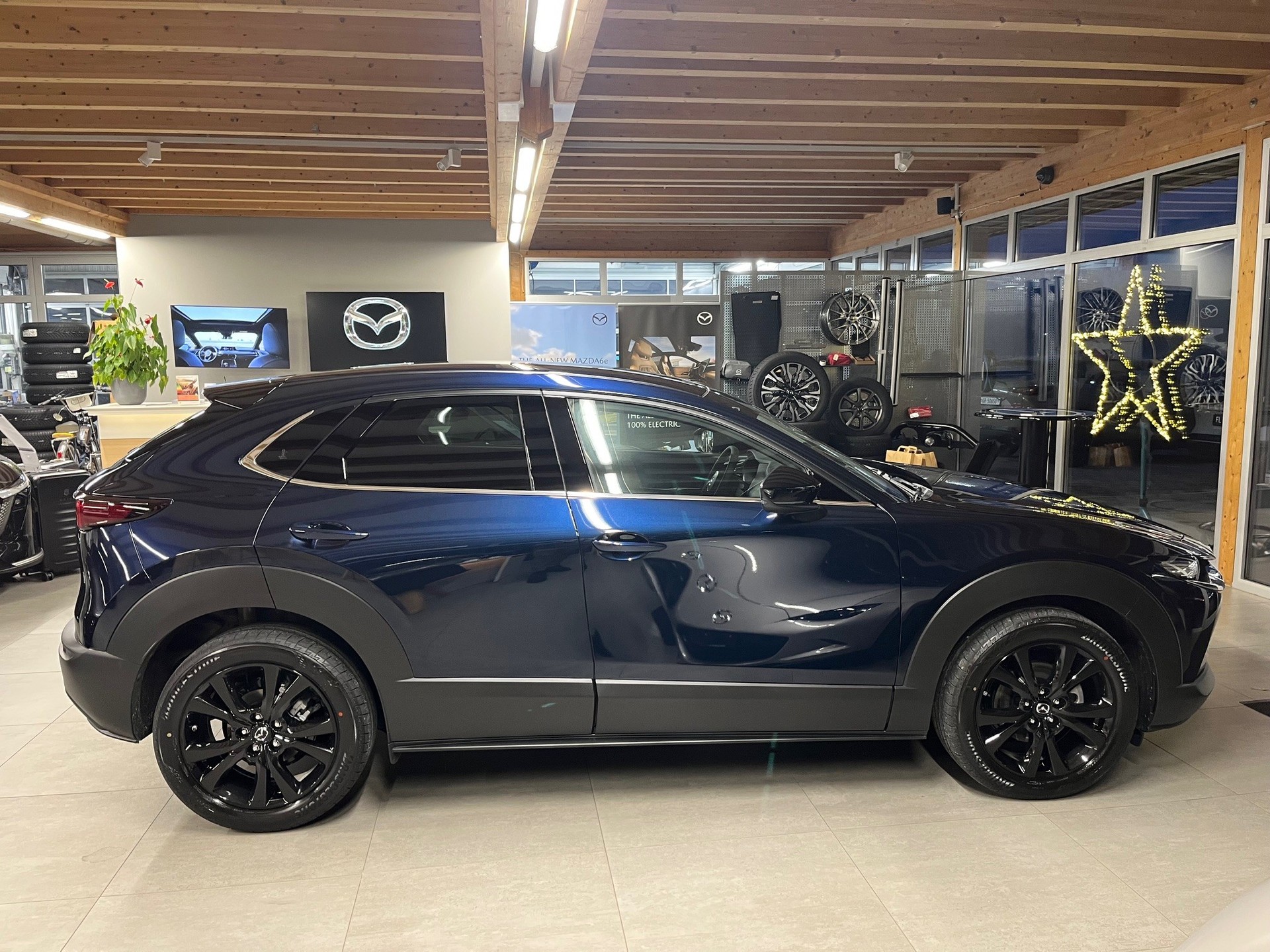 MAZDA CX-30 SKYACTIV-X 186 M Hybrid Homura FWD AT-image-3