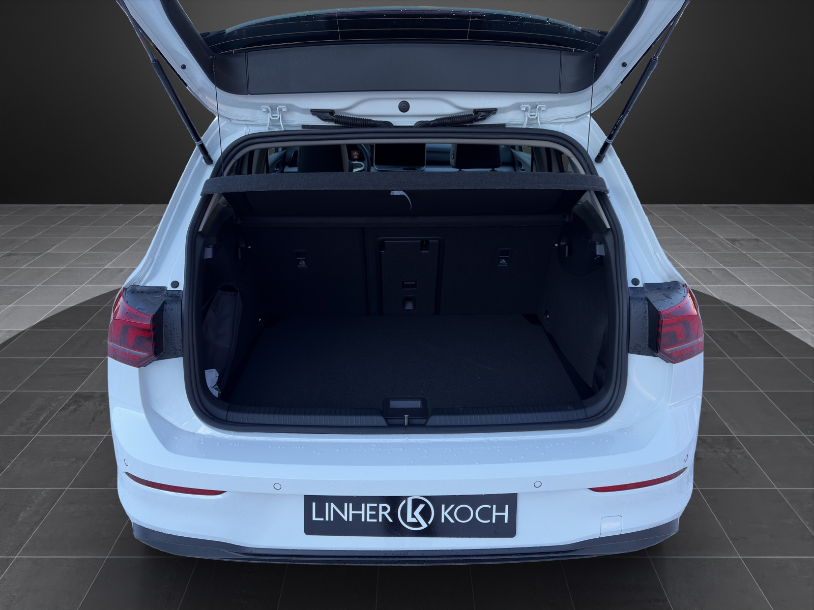 VW Golf 1.5 TSI Basis-image-12