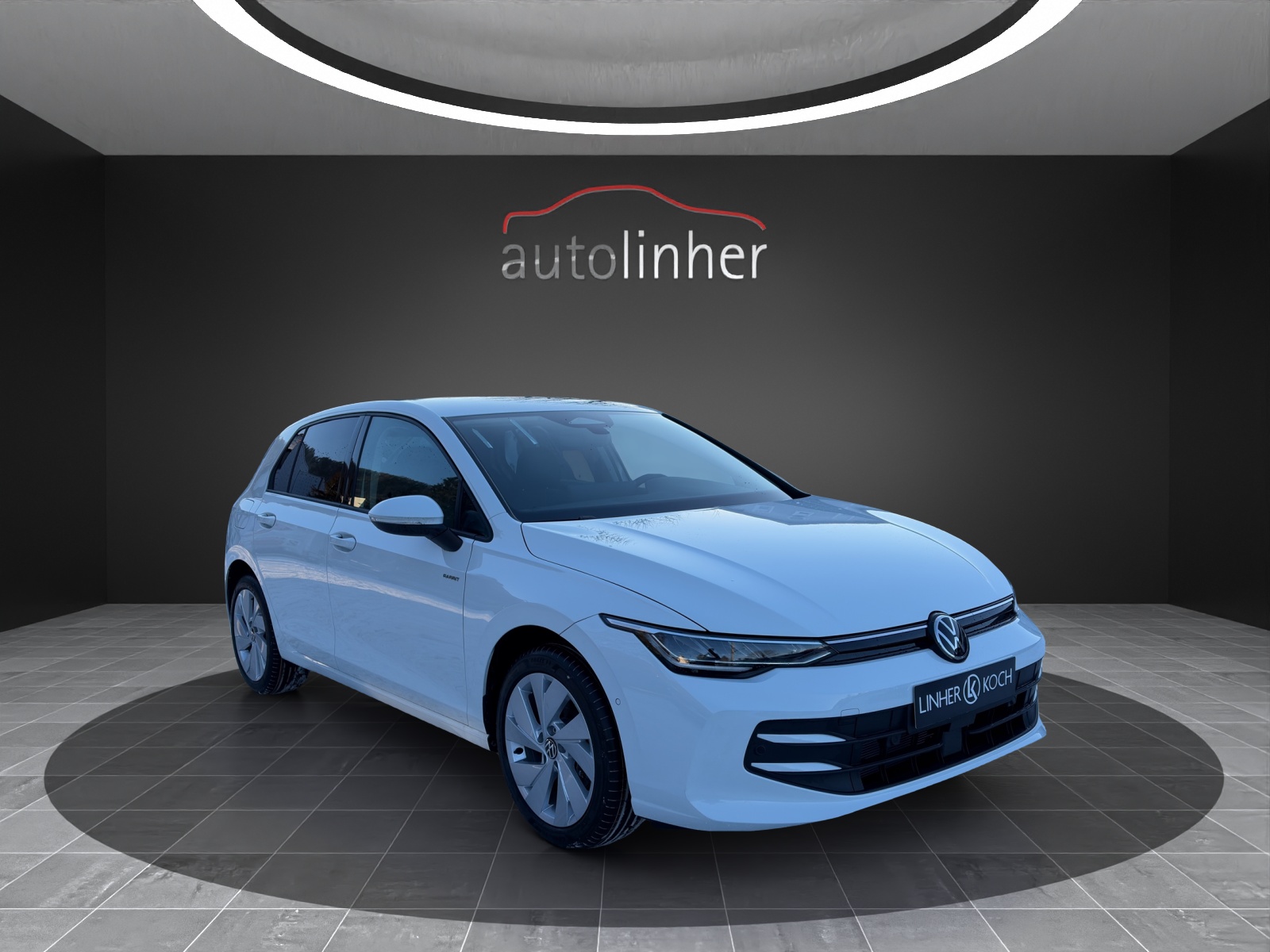 VW Golf 1.5 TSI Basis-image-5