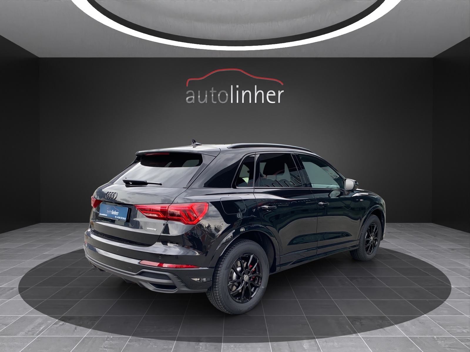 AUDI Q3 45 TFSI S line quattro S-tronic-image-4