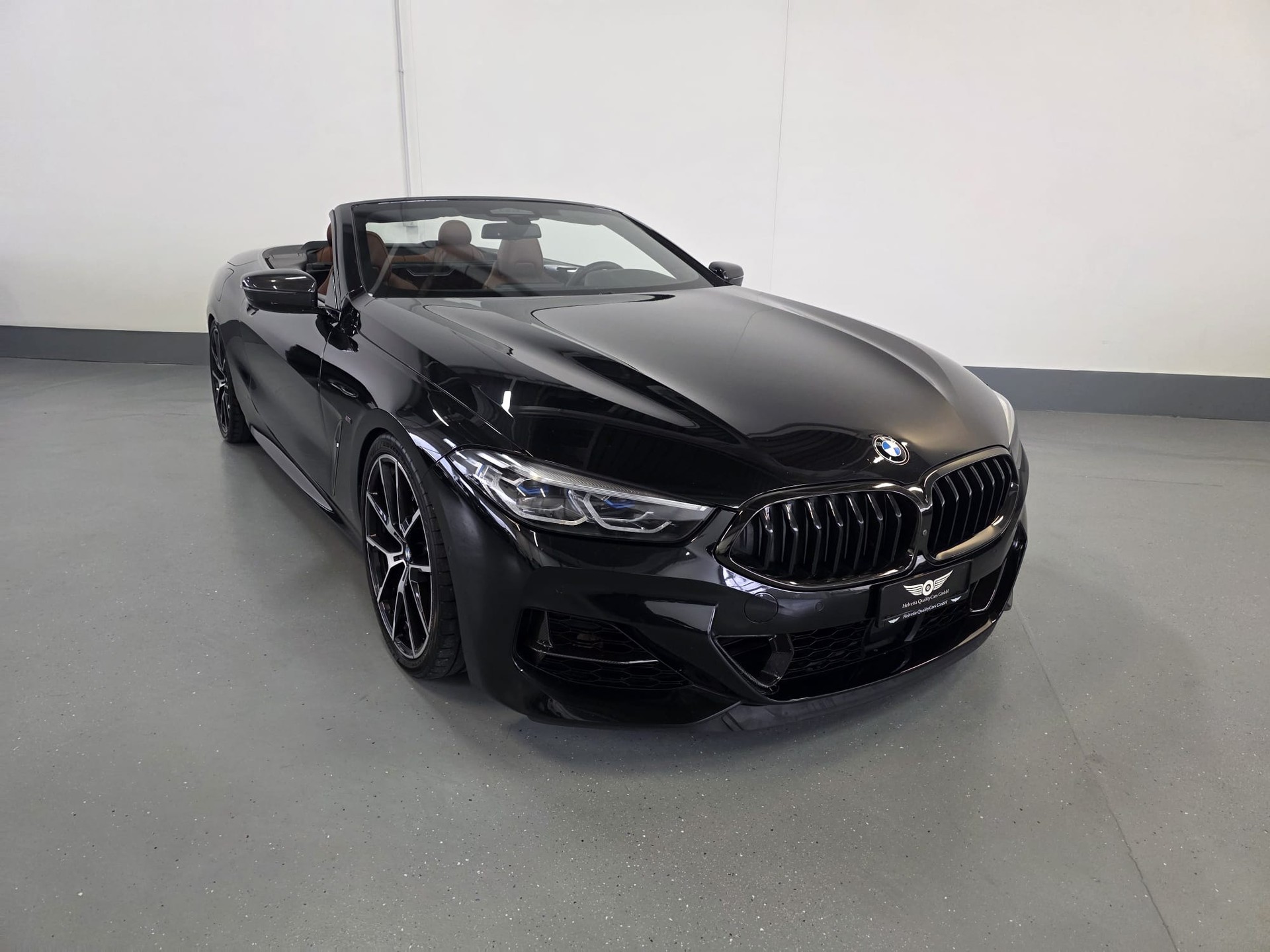 BMW M850i xDrive Steptronic-showroom-element-3