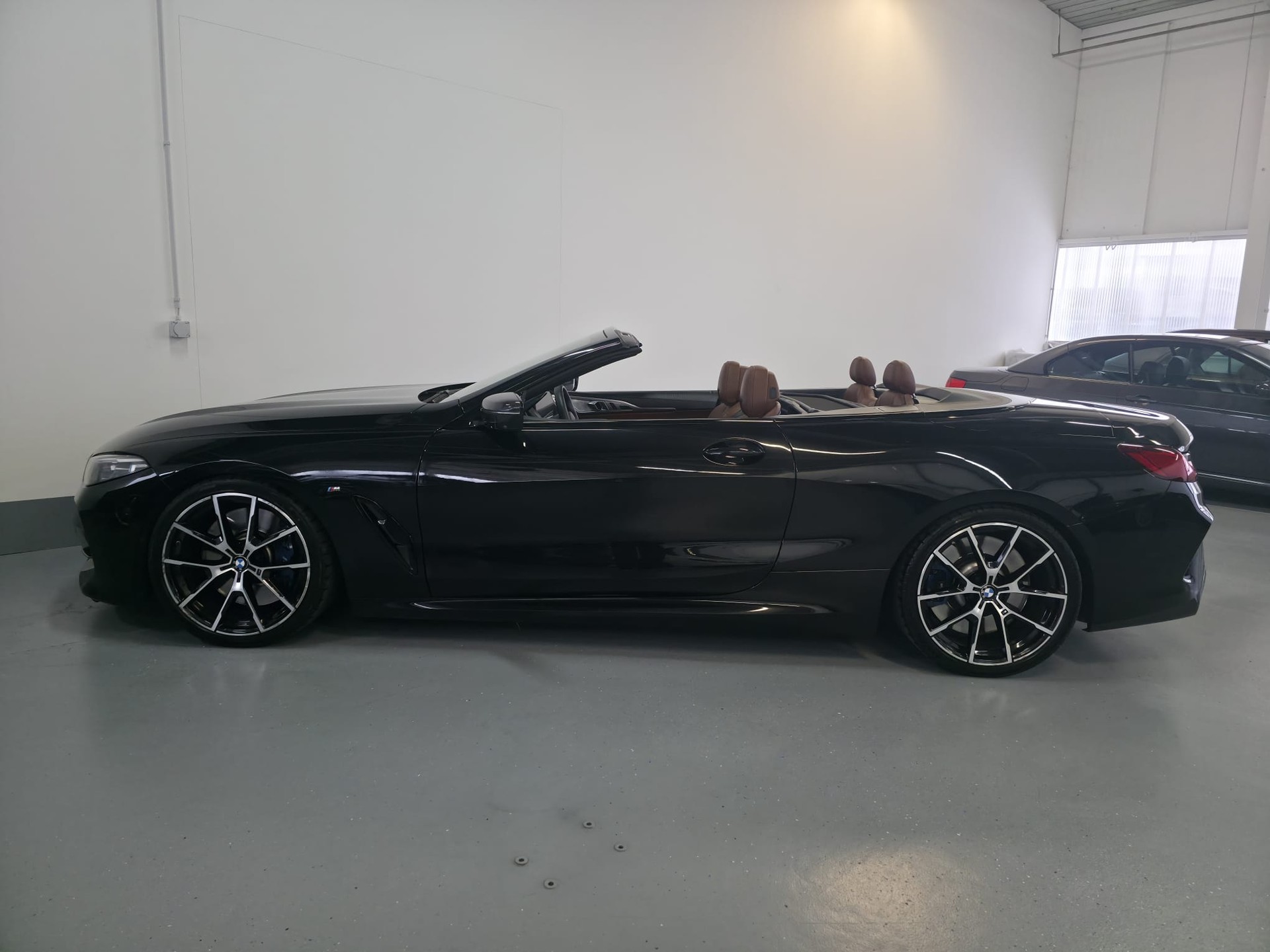 BMW M850i xDrive Steptronic-image-5
