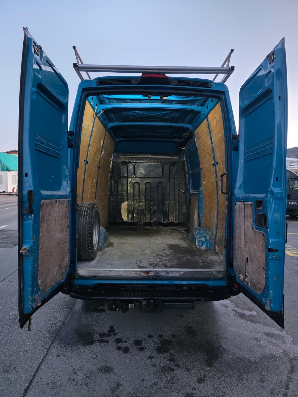 IVECO 29L14V fourgon 10'8m3 - H2 / L1-image-6
