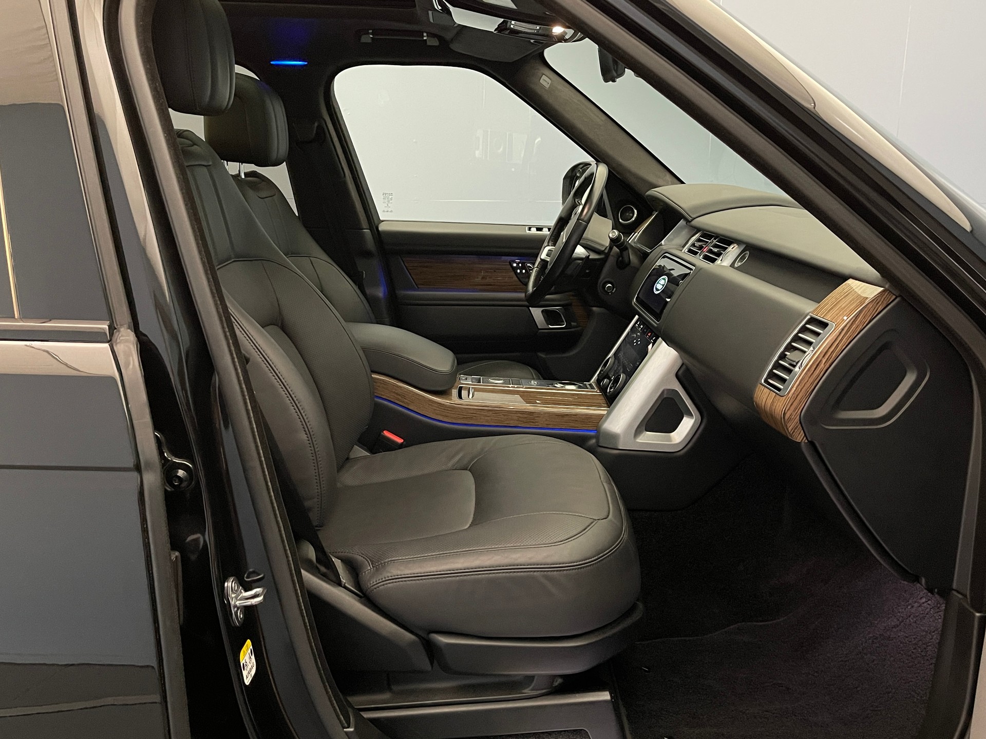 LAND ROVER Range Rover 2.0 P400e Westminster-image-7