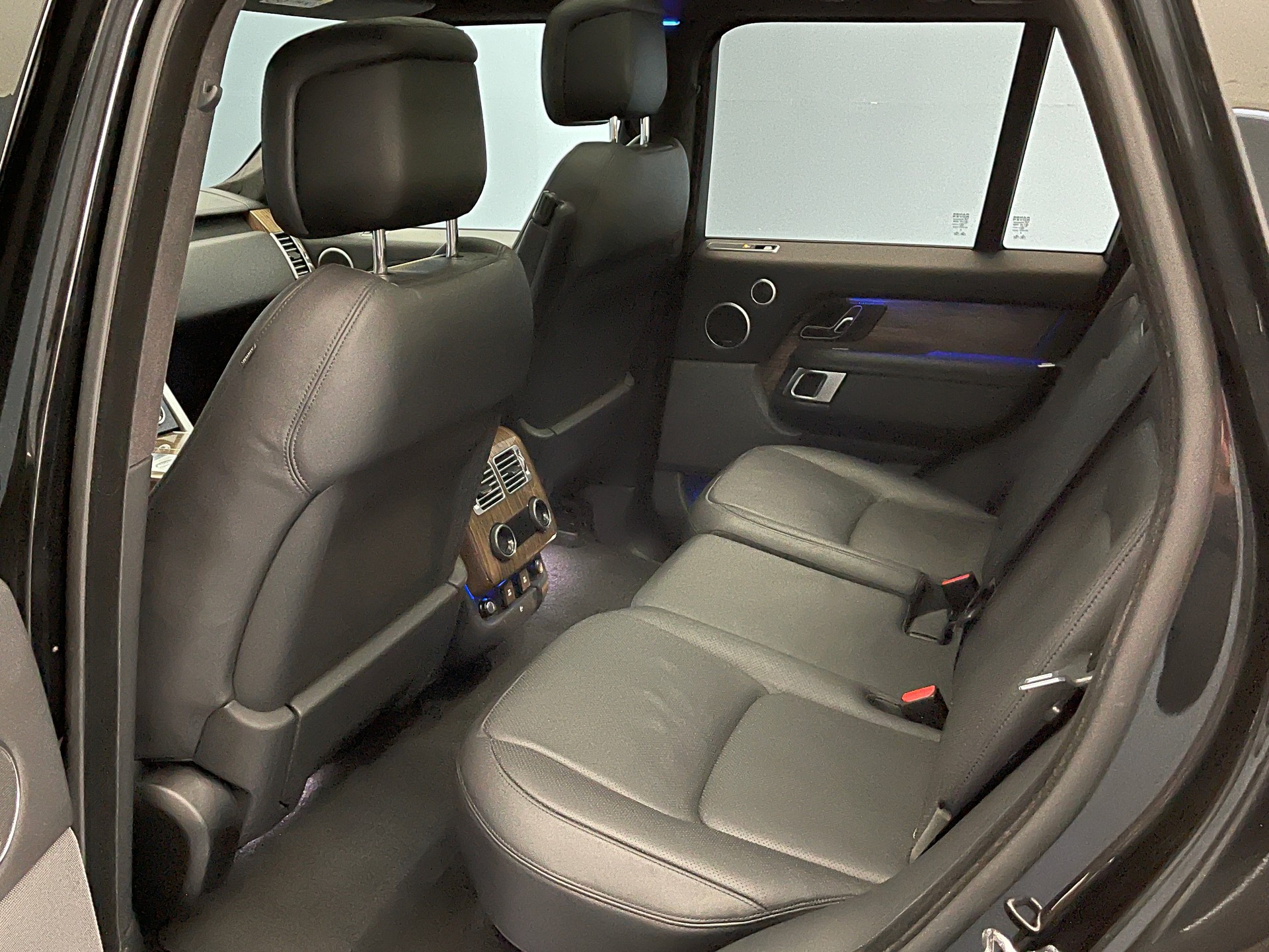 LAND ROVER Range Rover 2.0 P400e Westminster-image-8