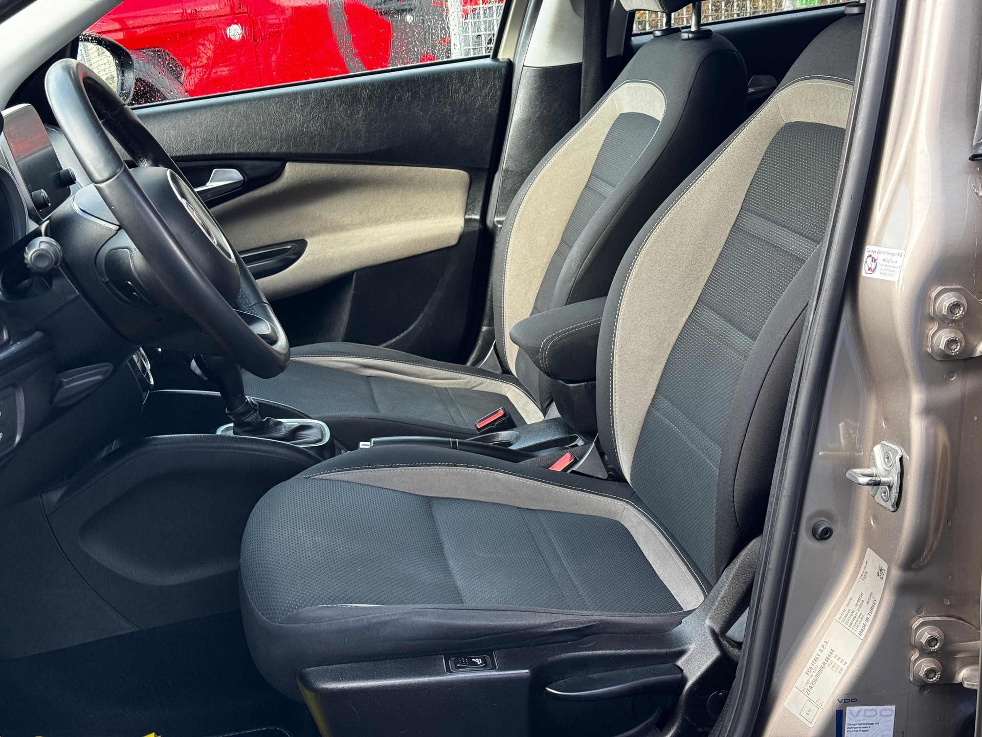 FIAT Tipo 1.6MJ Station Wagon Lounge DCT-image-9