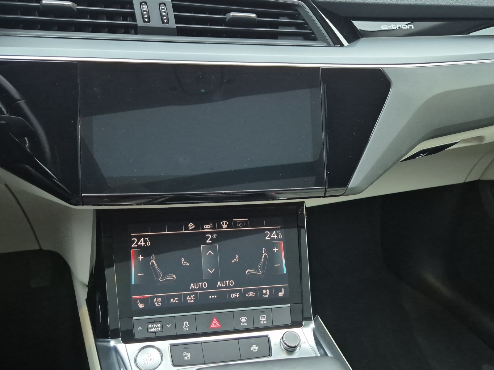 AUDI e-tron 55 quattro-image-11