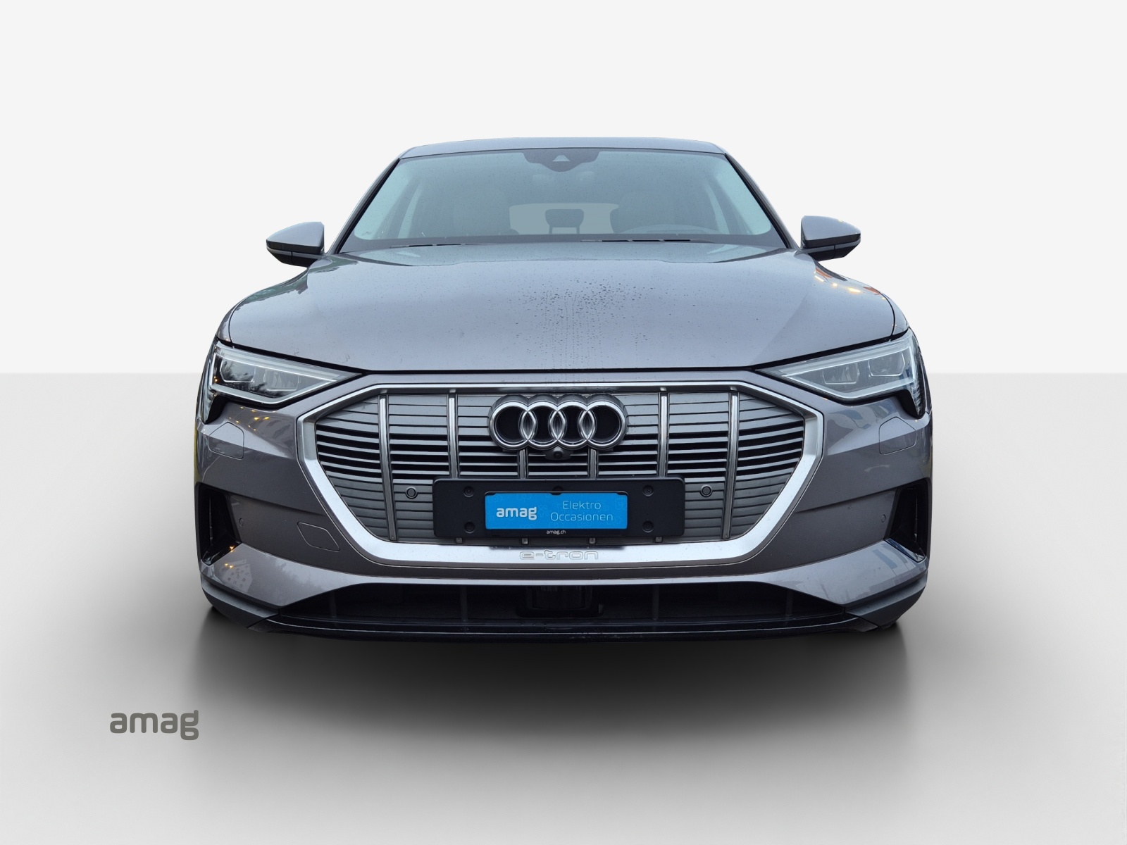 AUDI e-tron 55 quattro-image-7