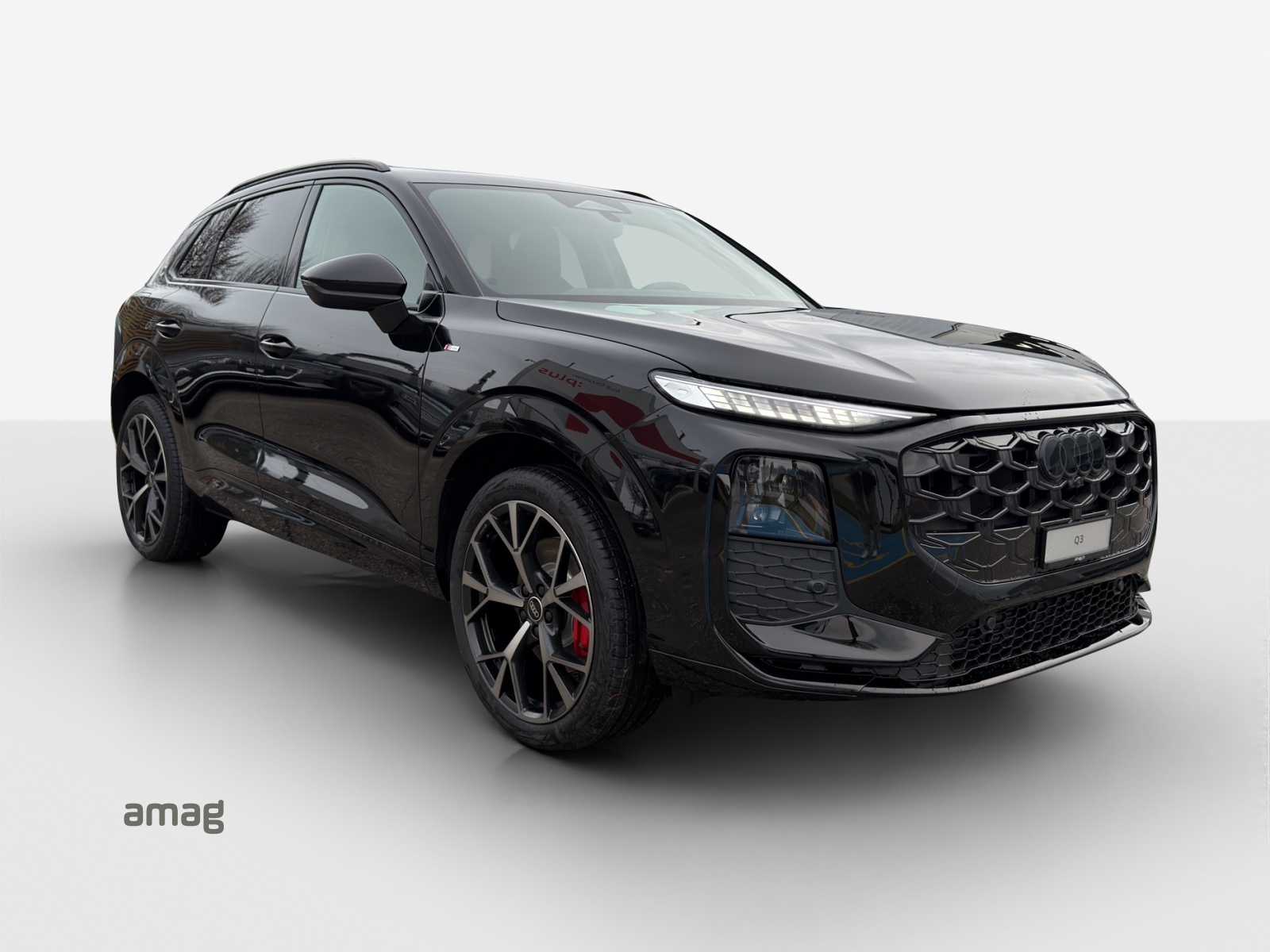 AUDI Q3 SUV TFSI quattro 195 kW S tronic-image-5