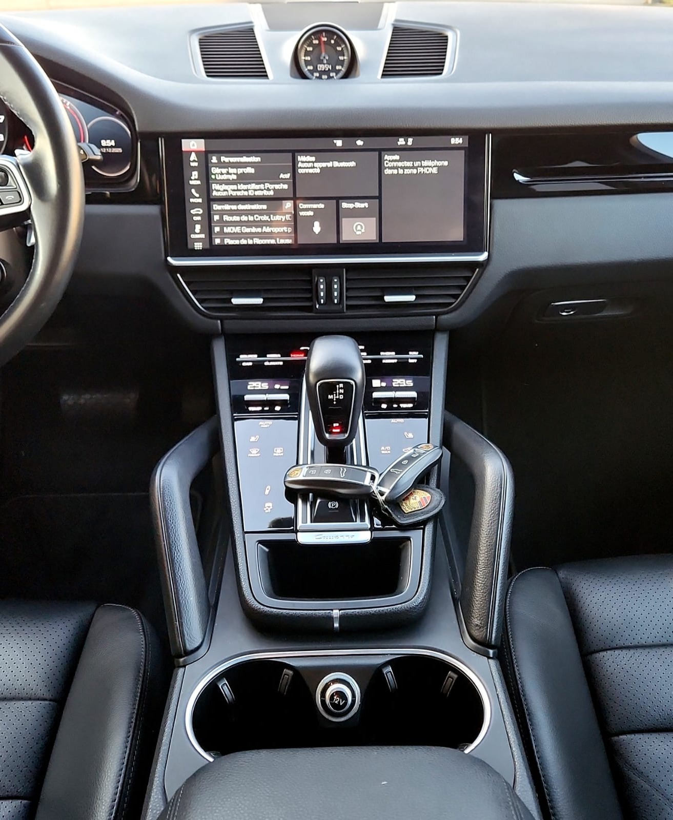 PORSCHE Cayenne-image-14
