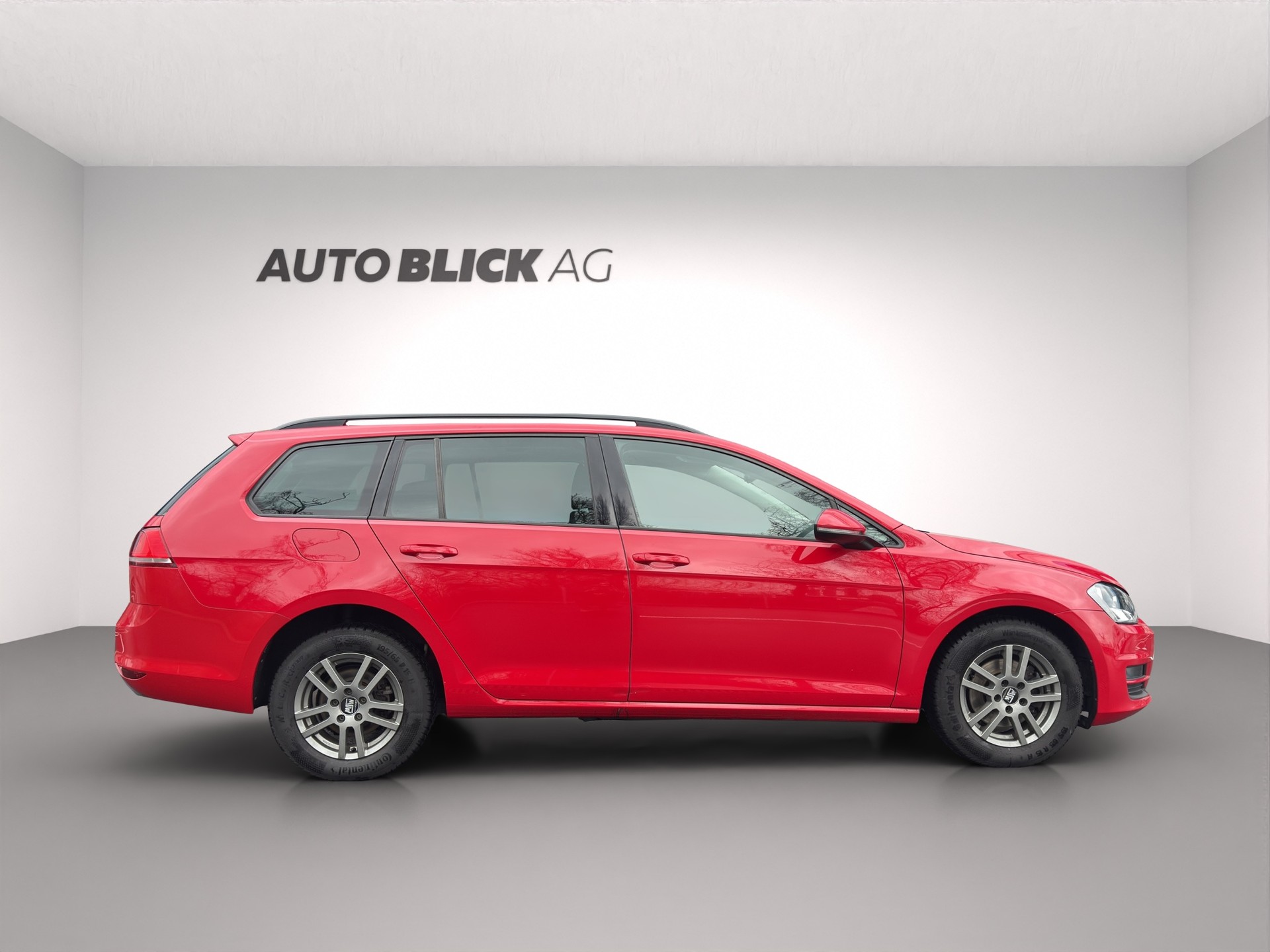 VW Golf Variant 1.4 TGI BlueMotion Comfortline DSG-image-3