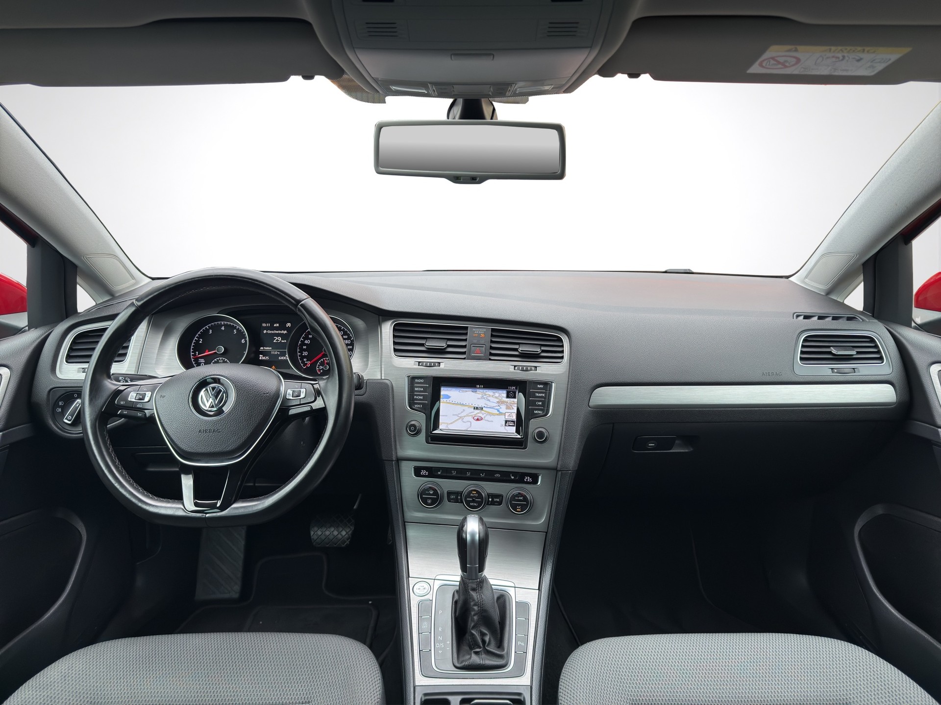 VW Golf Variant 1.4 TGI BlueMotion Comfortline DSG-image-11