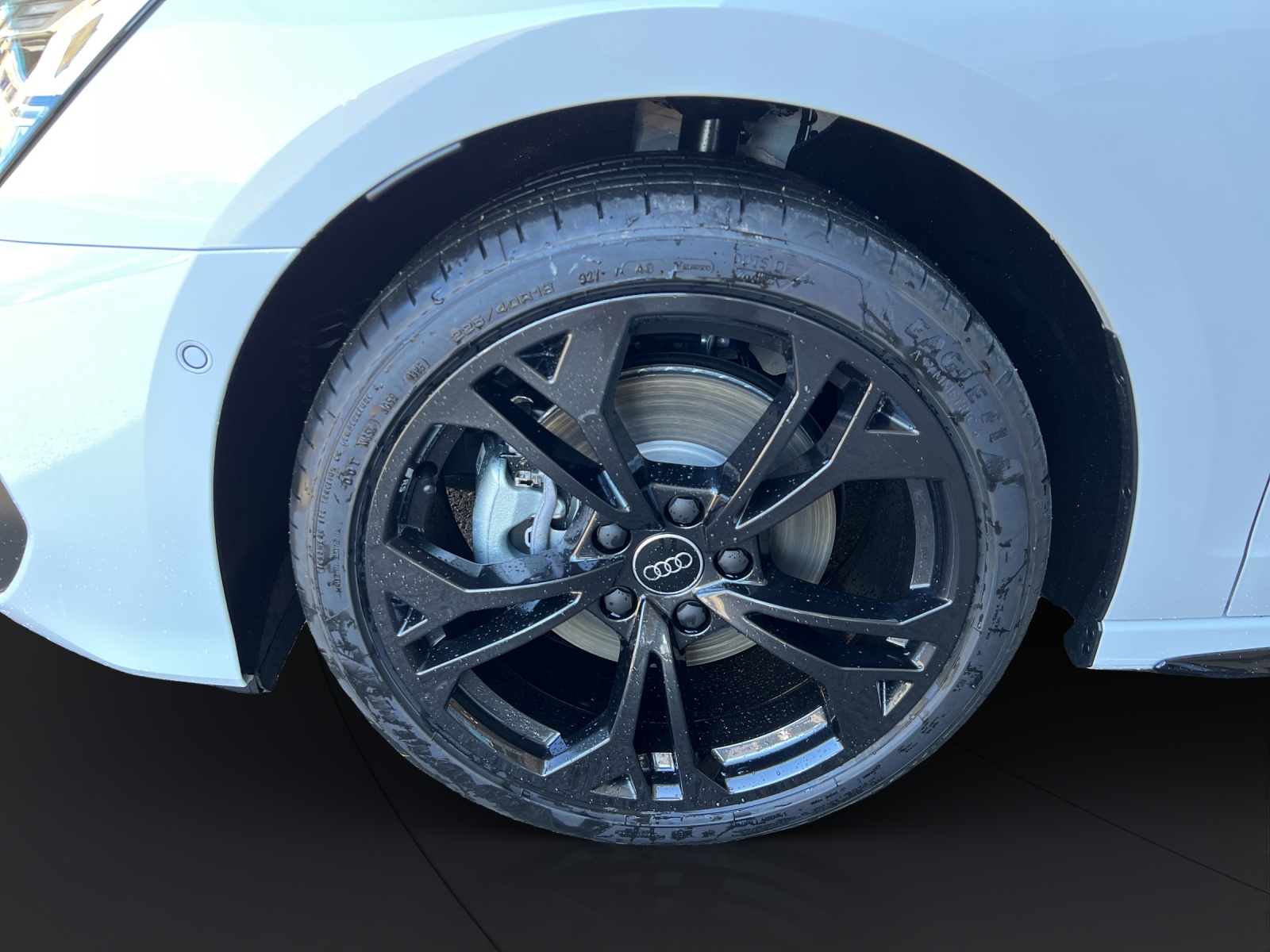 AUDI A3 Sportback TFSI 110 kW S line Attraction S tronic-image-15