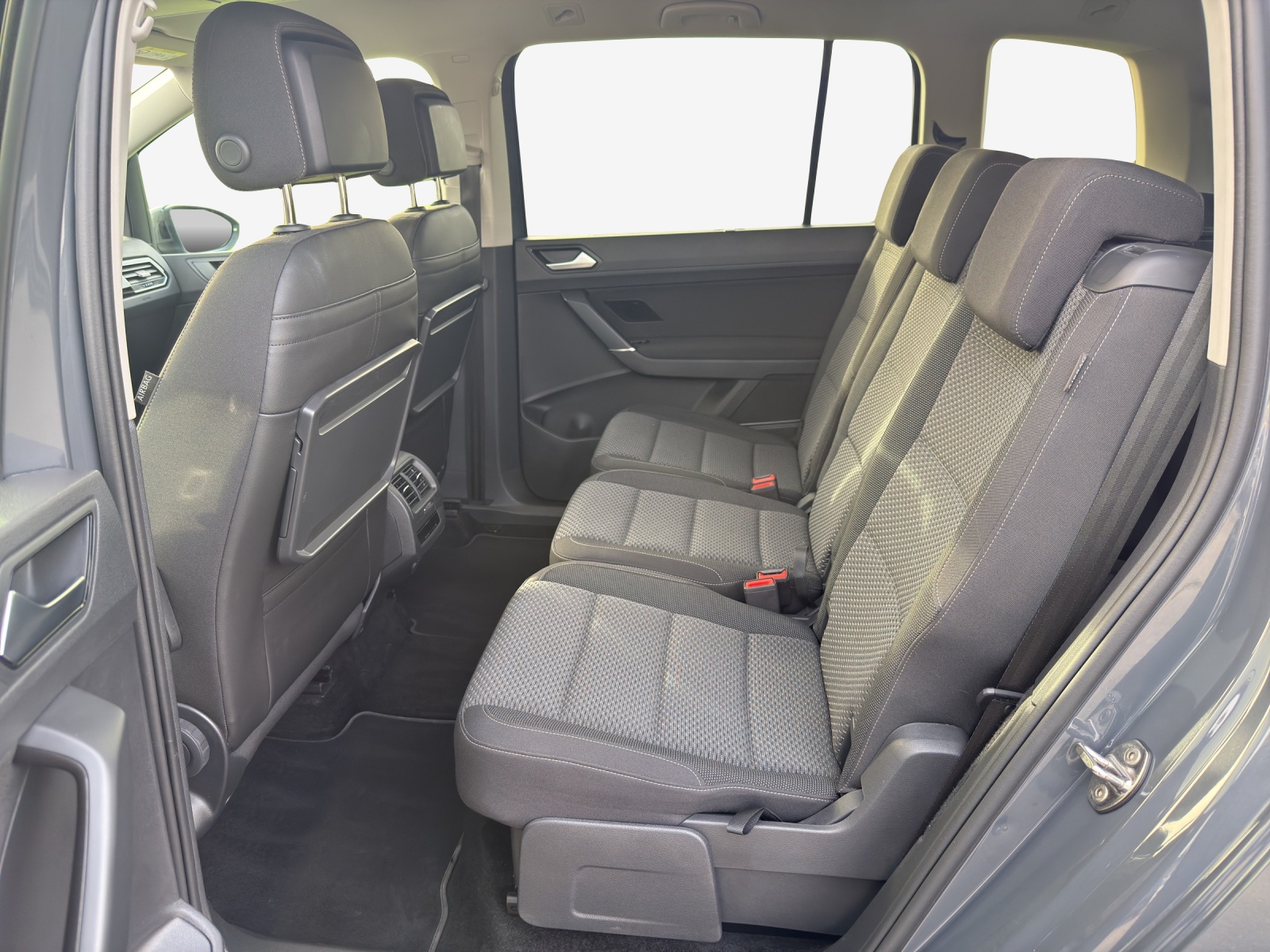VW Touran 1.5 TSI EVO Comfortline DSG-image-11