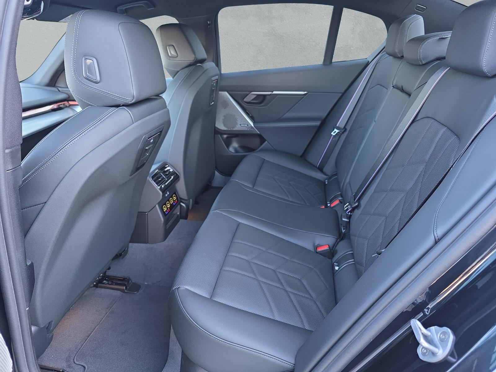 BMW 550e xDrive M Sport Pro-image-11