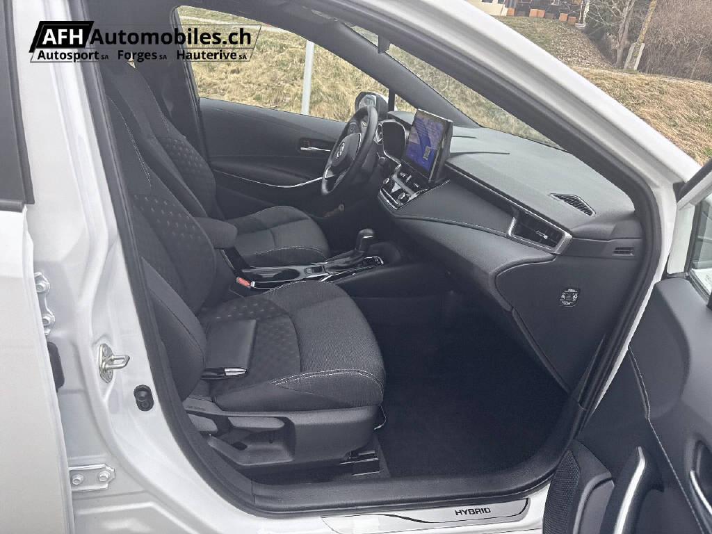 TOYOTA Corolla Touring Sports 1.8 HSD Comfort-image-12