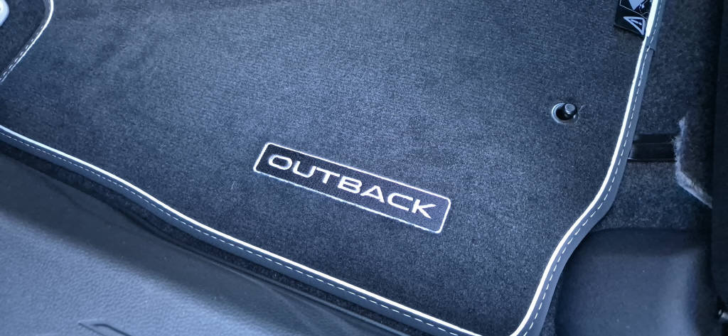 SUBARU Outback 2.5i Final Edition-image-14