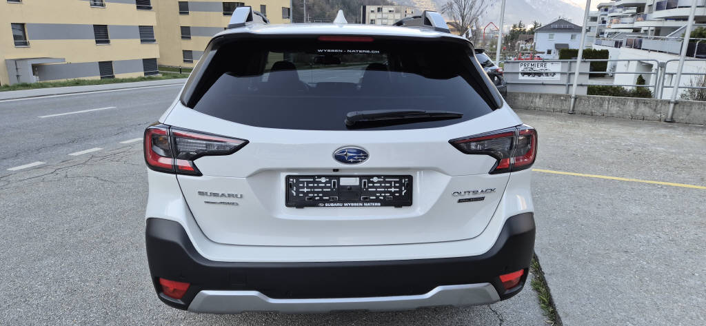 SUBARU Outback 2.5i Final Edition-showroom-element-3