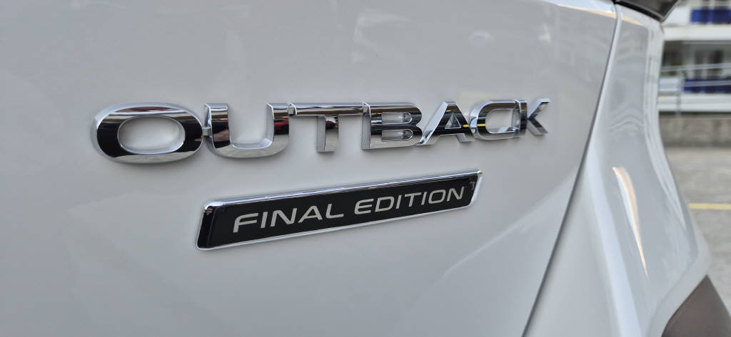 SUBARU Outback 2.5i Final Edition-image-9