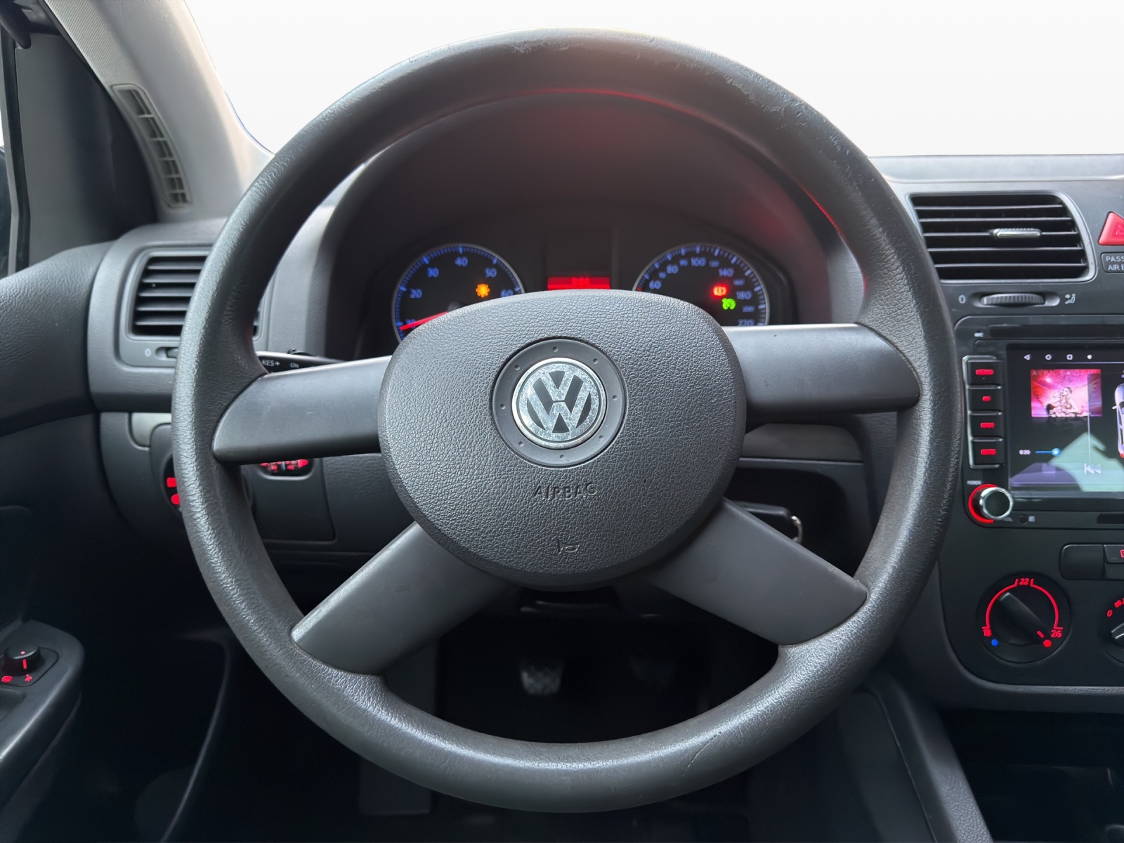VW Golf 2.0 FSI Comfortline-image-9