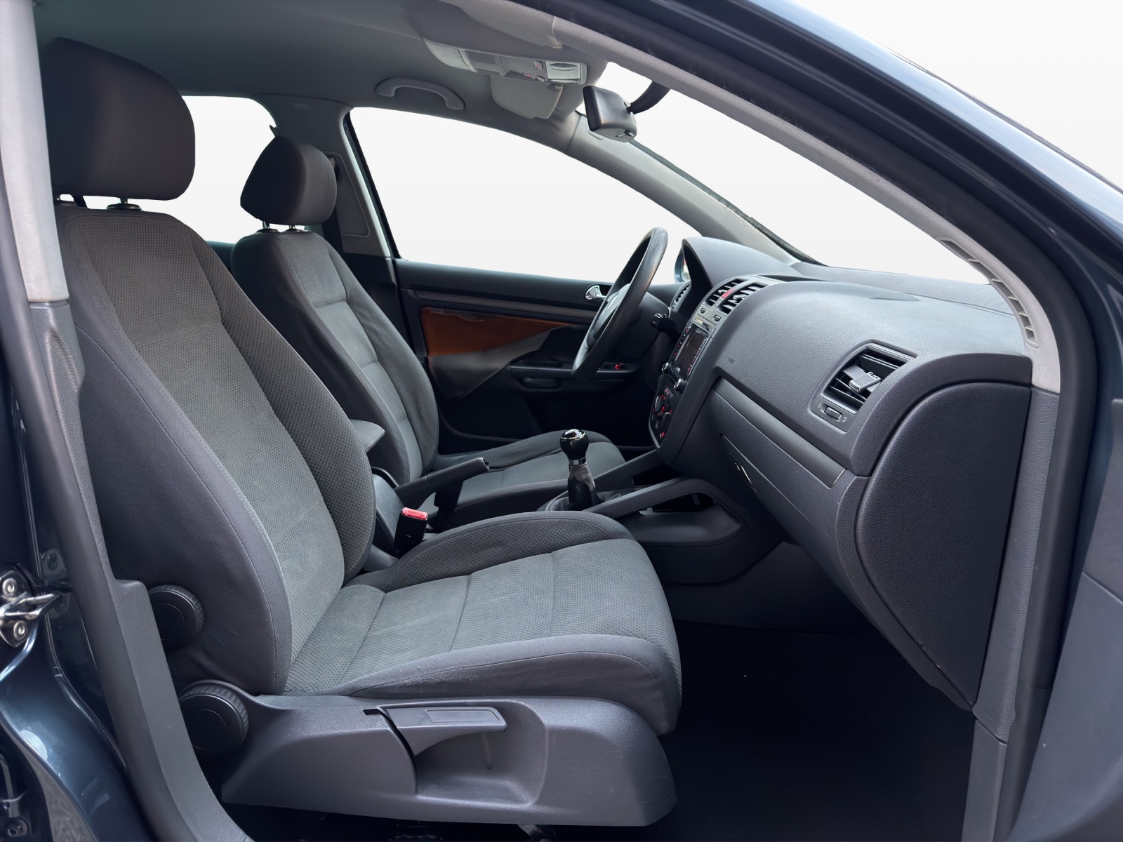 VW Golf 2.0 FSI Comfortline-image-13