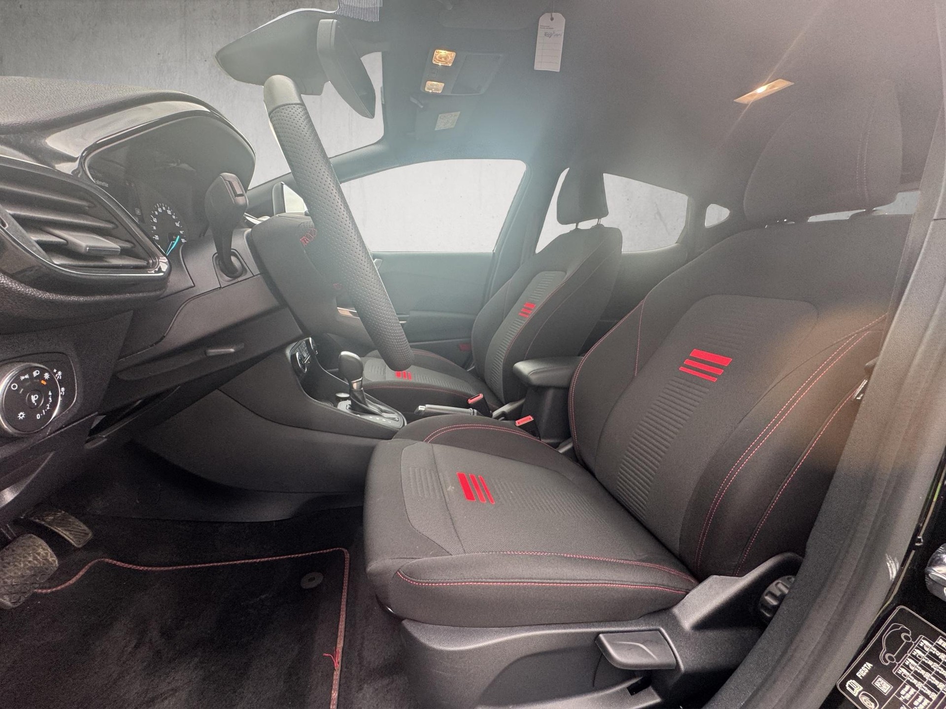 FORD Fiesta 1.0 EcoB Hybrid ST-Line X-image-12