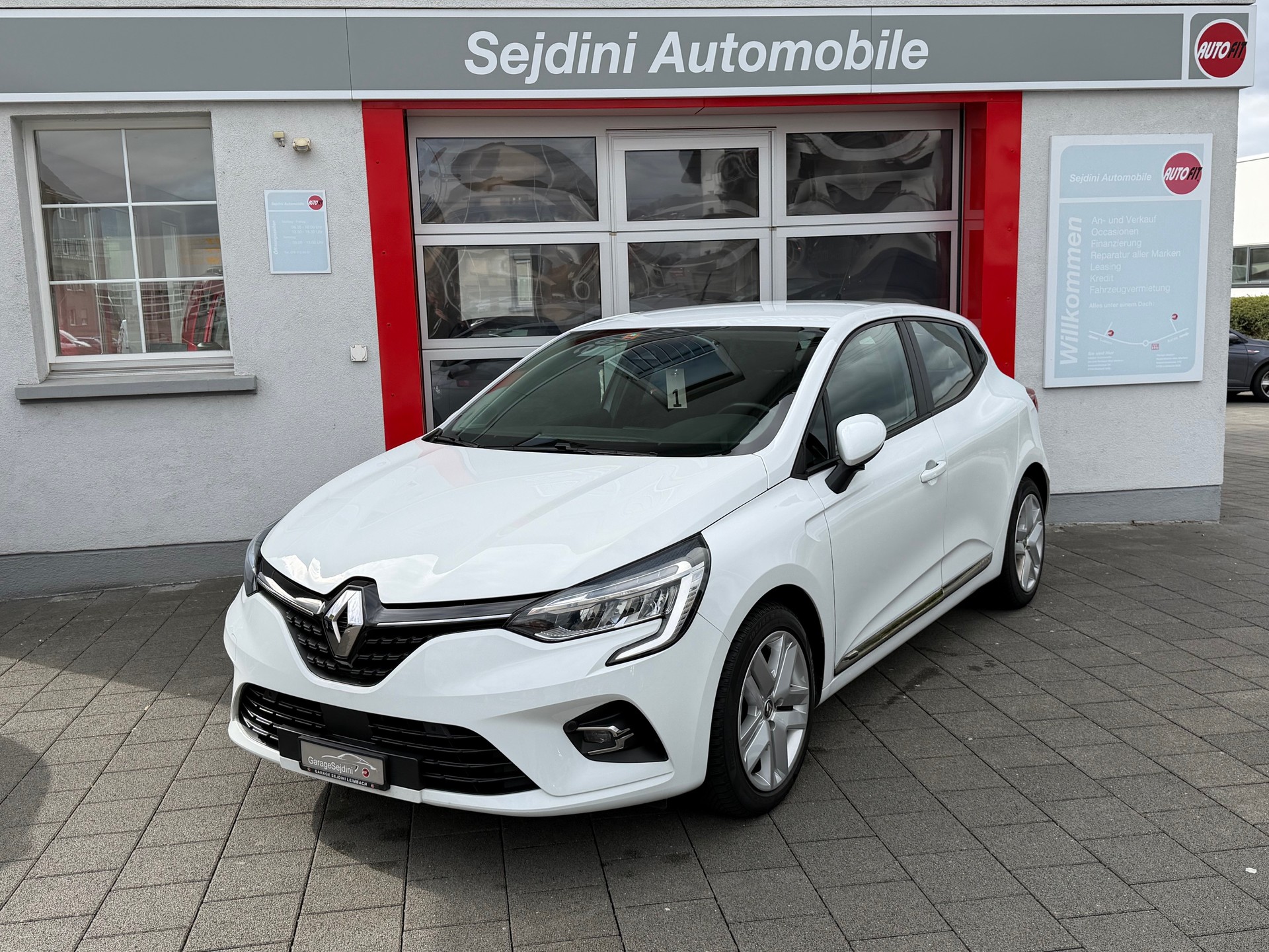 RENAULT Clio 1.0 Business-image-0