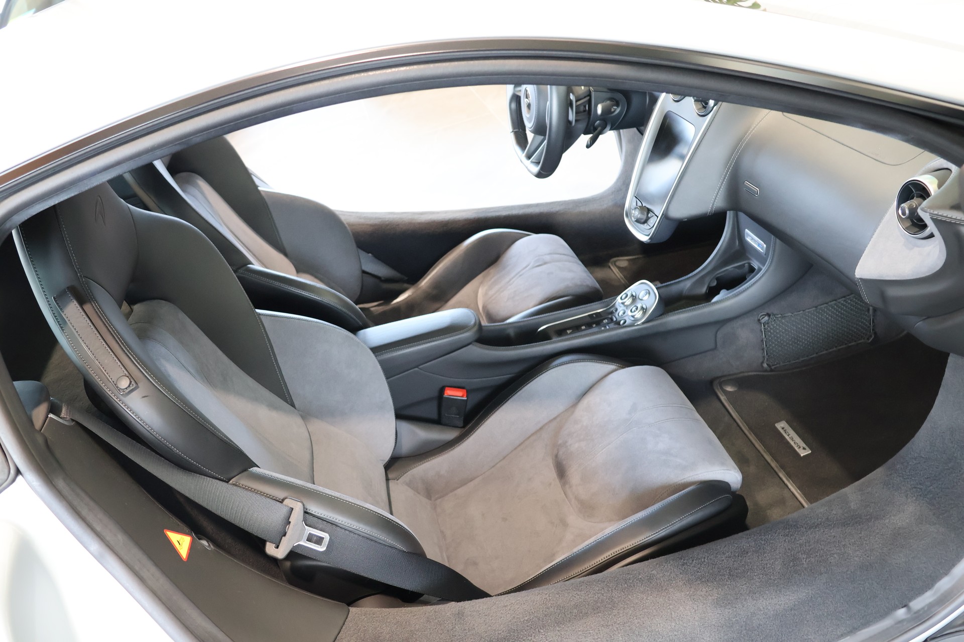 McLAREN 540C Coupé 3.8 V8 SSG-image-13