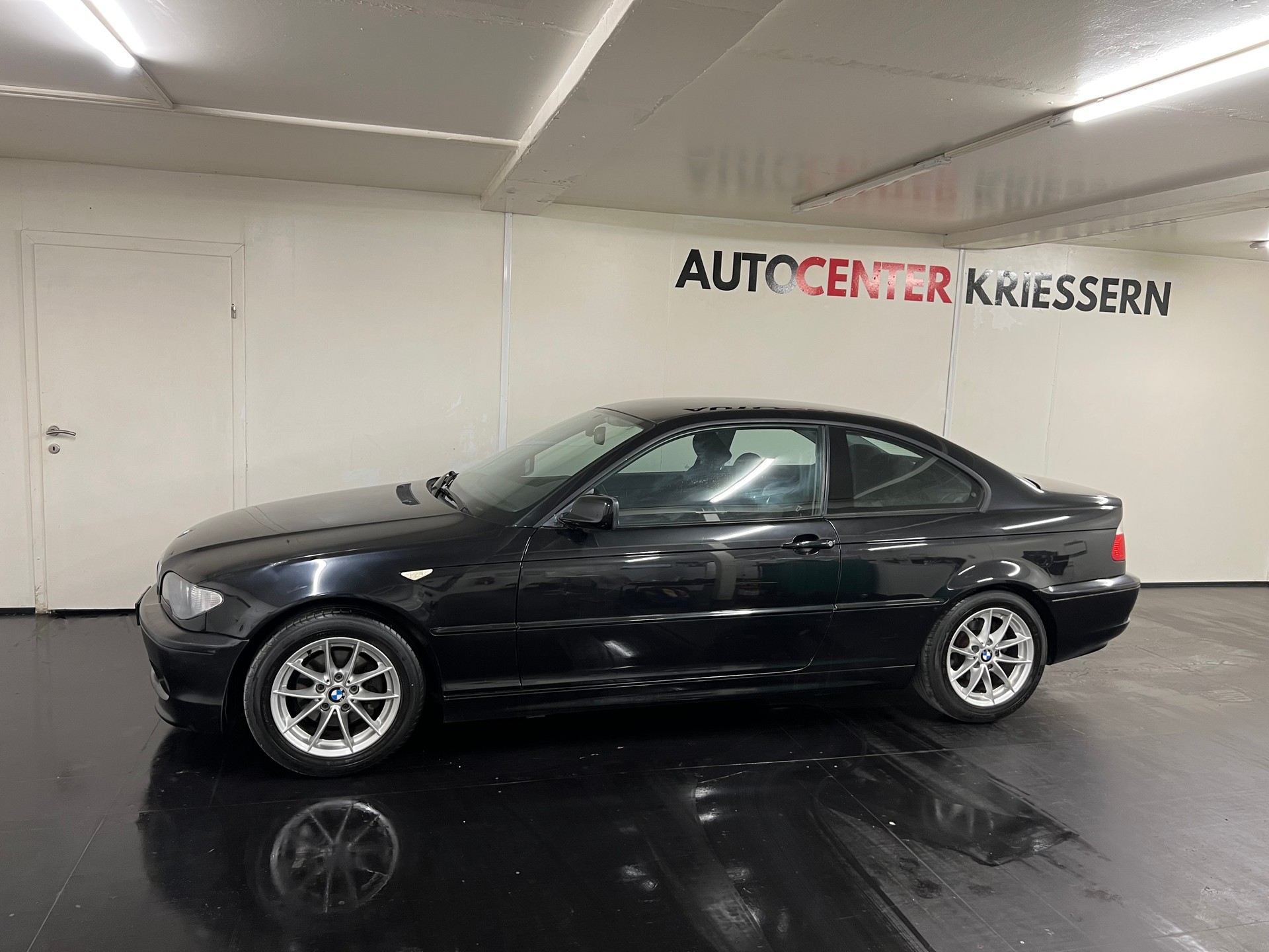 BMW 318Ci Coupé-image-7