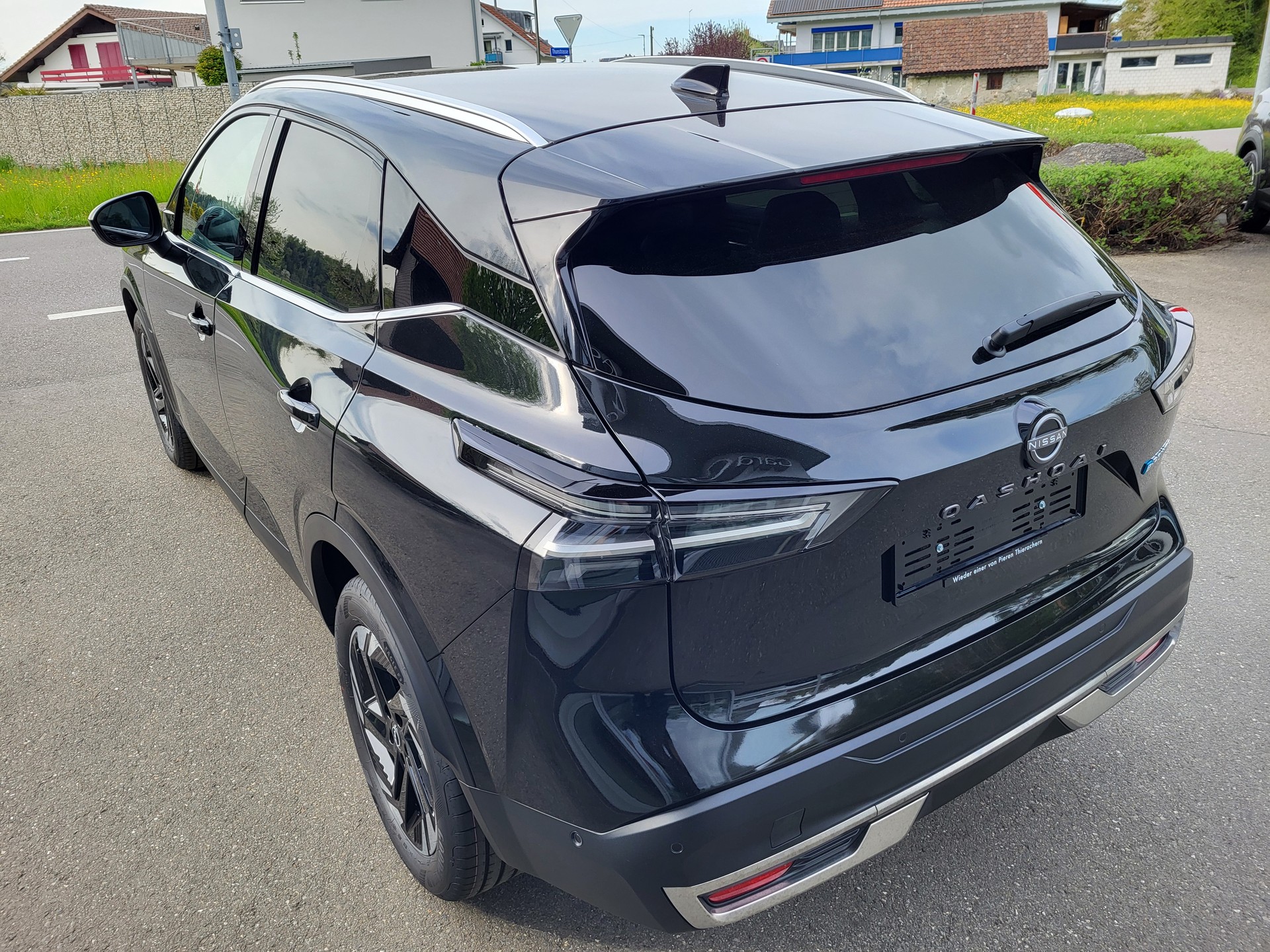 NISSAN Qashqai 1.5 VC-T N-Connecta-image-3