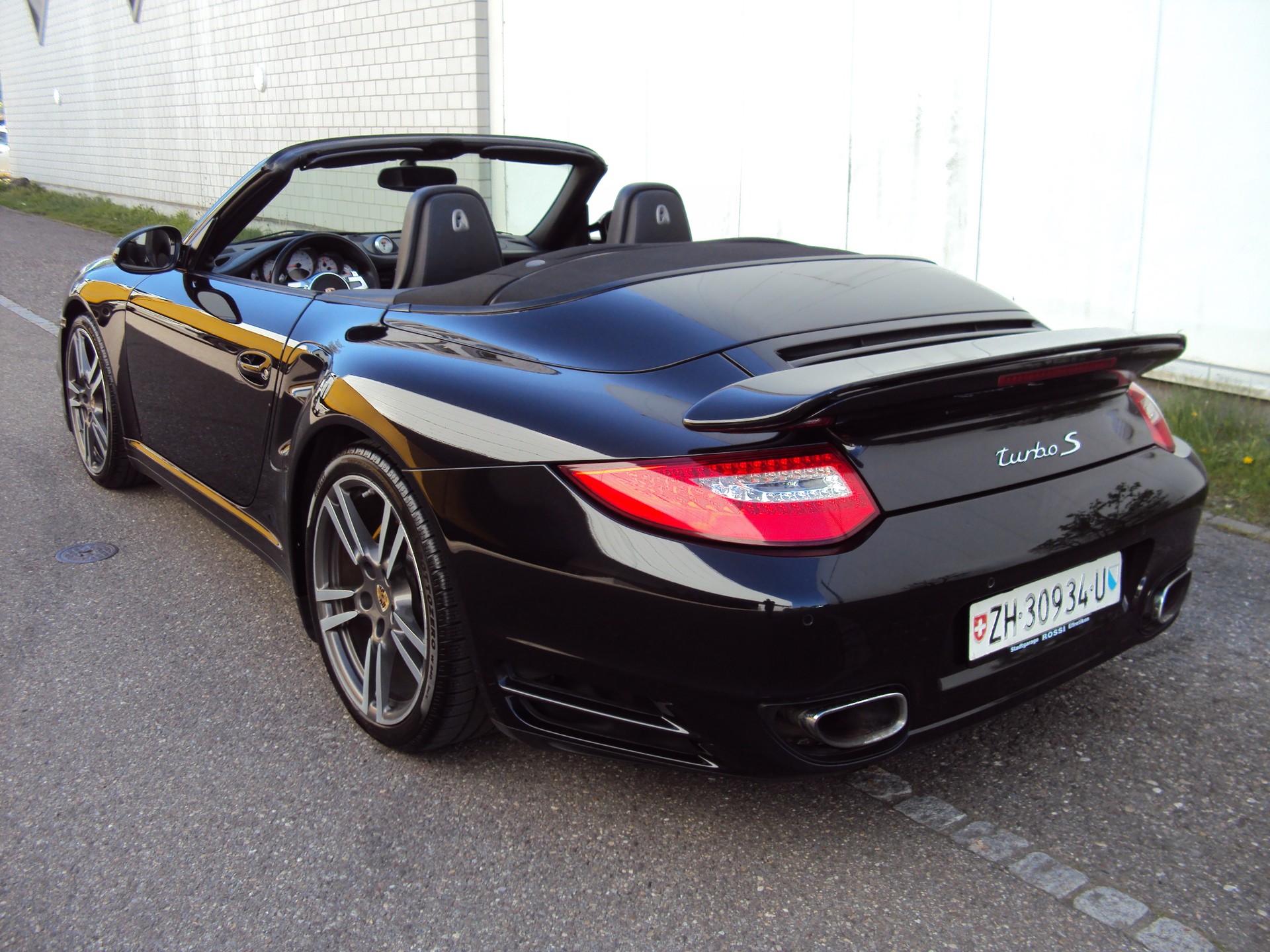 PORSCHE 911 Cabrio Turbo S PDK-image-3