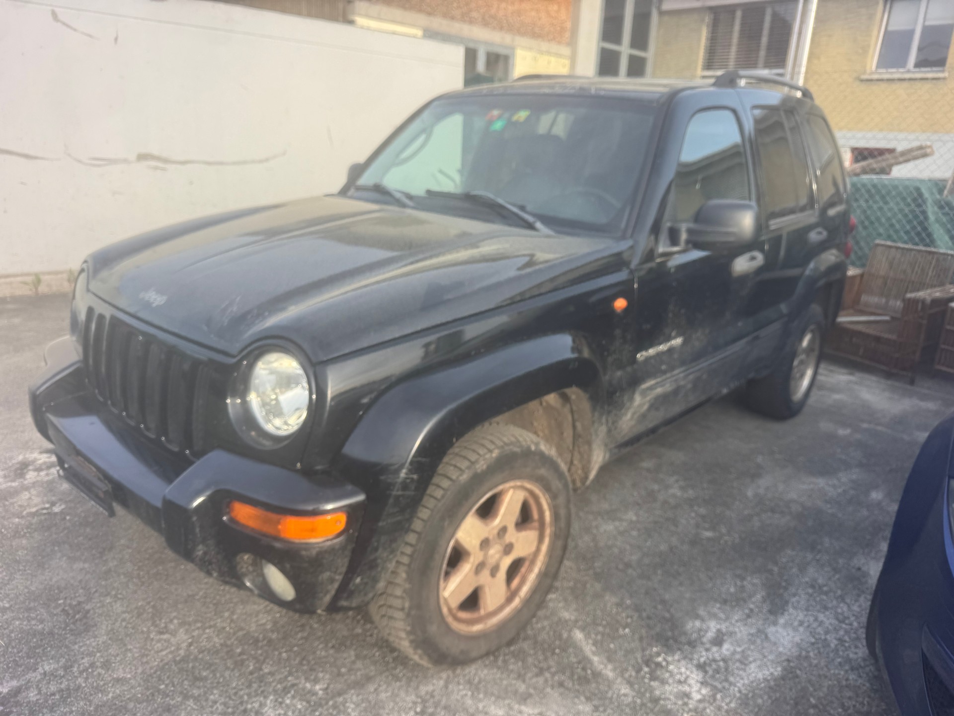 JEEP Cherokee 2.8 CRD Extreme Sport-image-3