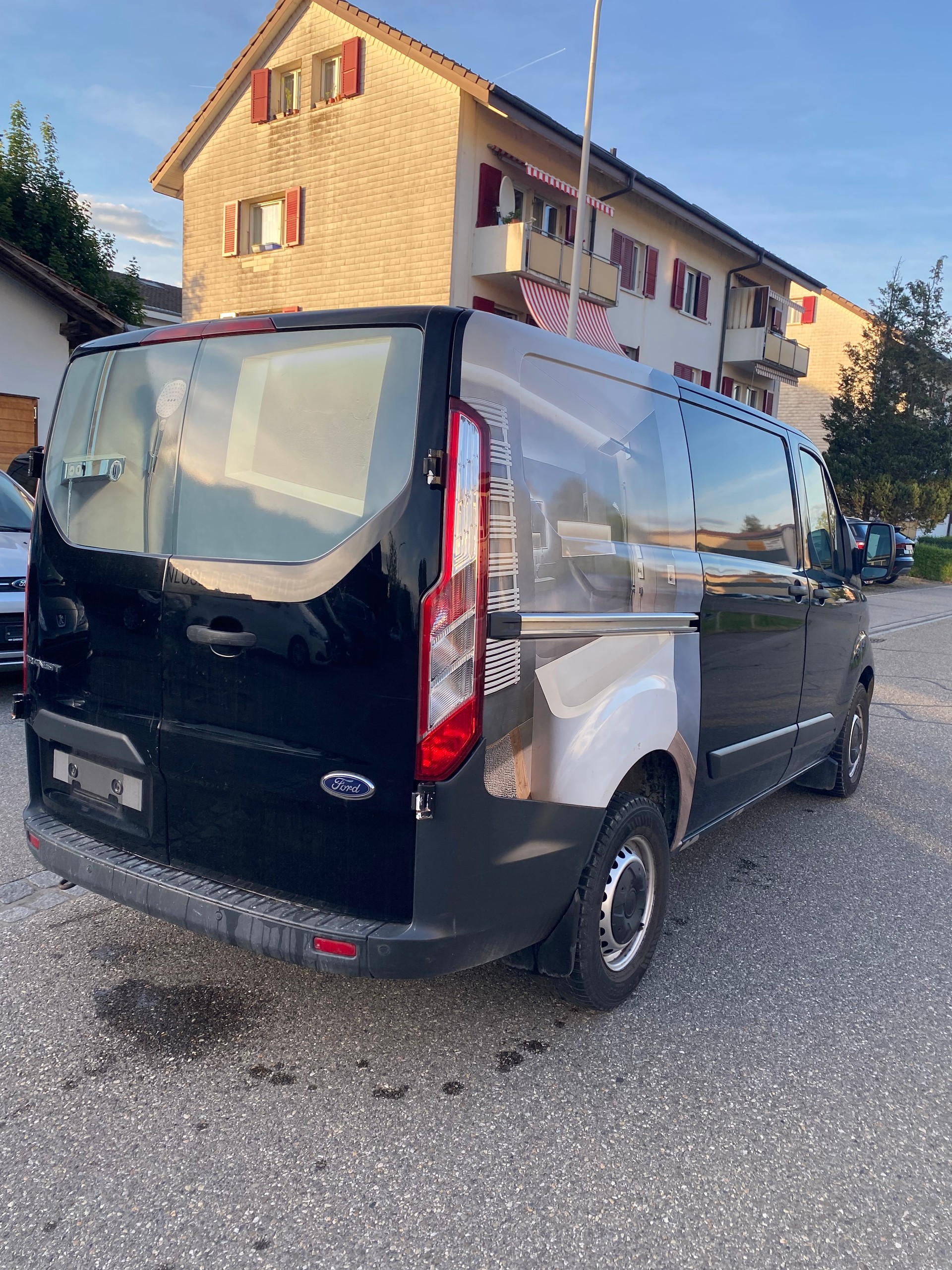 FORD Transit Custom Van 250 L1H1 Level 3-image-8