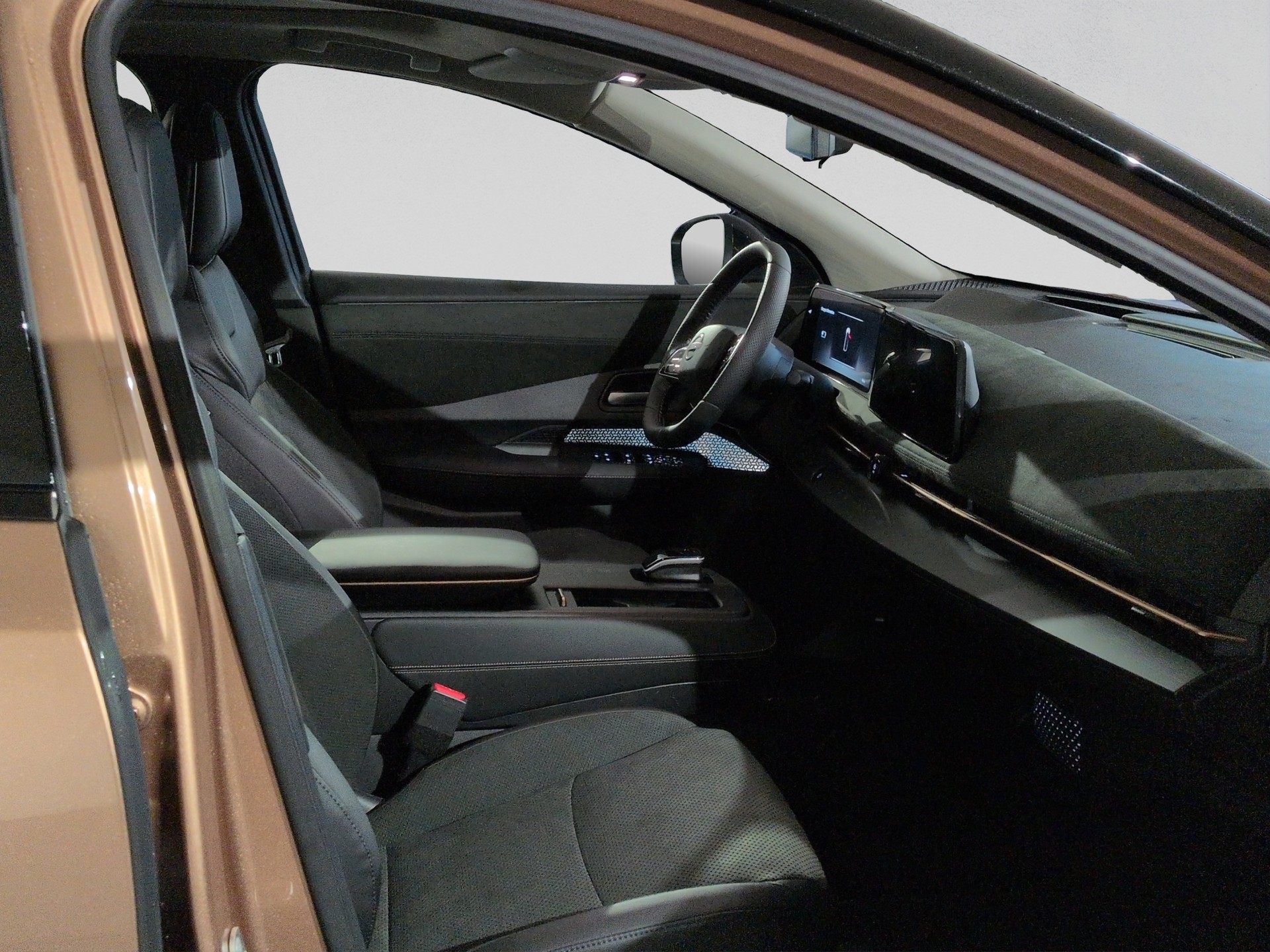 NISSAN Ariya 87 kWh e-4orce Evolve Allrad Leasing dés 604 chf/ mois pour 60 mois et 50 000kms Sans apport-image-12