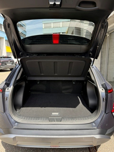 HYUNDAI Kona 1.6 GDi Hybrid Amplia-image-15
