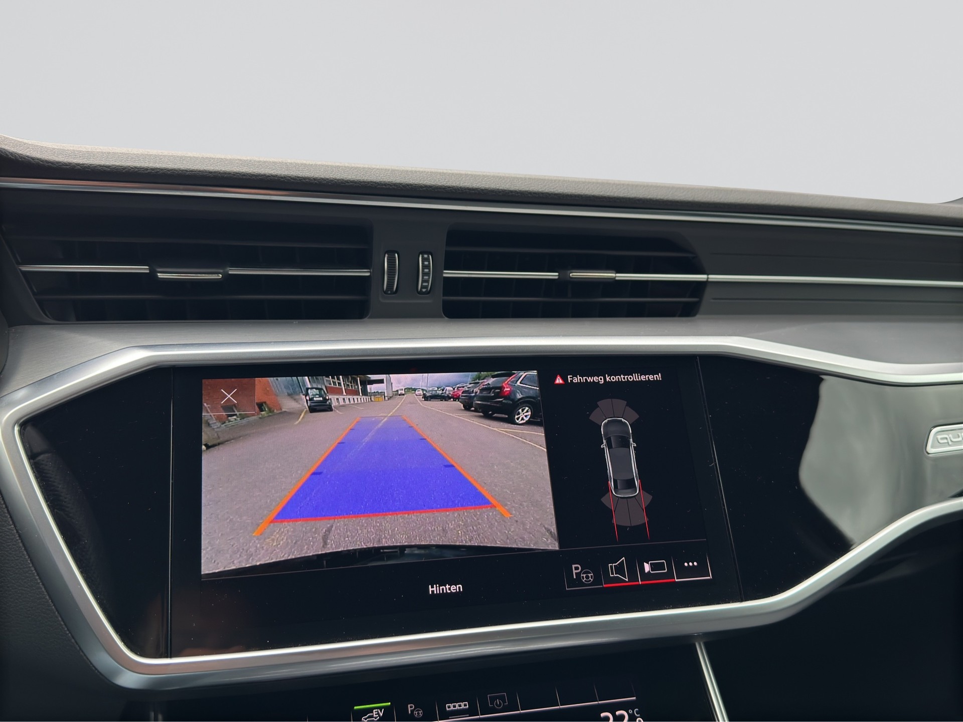 AUDI A6 Limousine 50 TFSIe quattro S-Line Schwarz Plus S-tronic-image-13