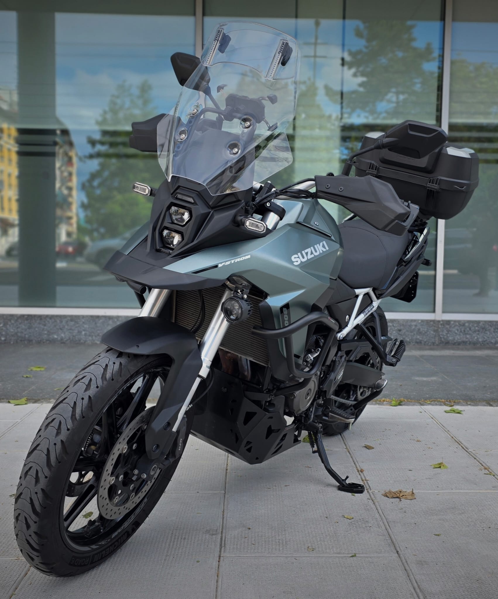 SUZUKI DL 800 (35kW)-showroom-element-3