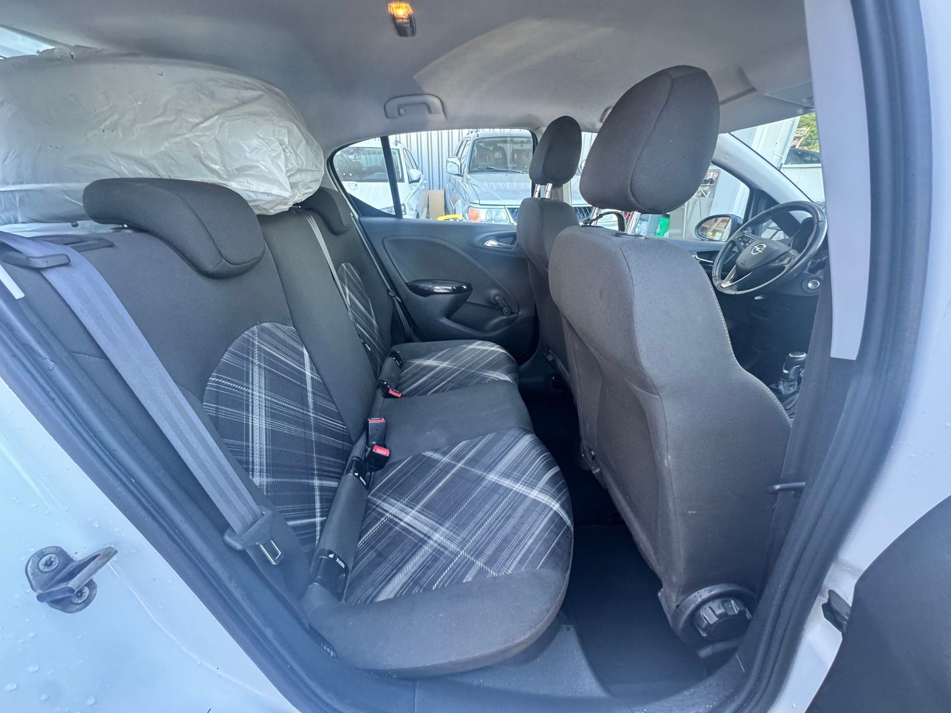 OPEL Corsa 1.0 T EcoTec Black Edition-image-12