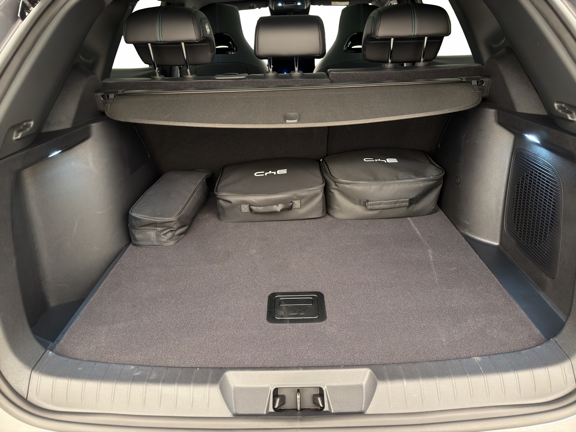 BYD Seal U DM-i Design AWD-image-12
