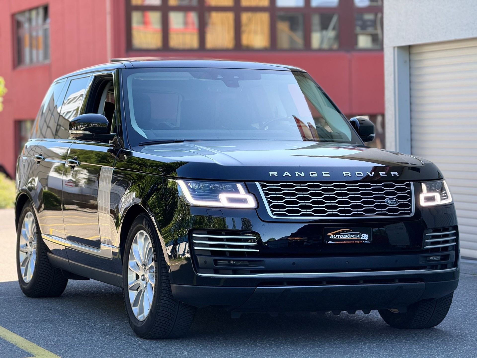 LAND ROVER Range Rover 5.0 V8 SC Autobiography-showroom-element-1