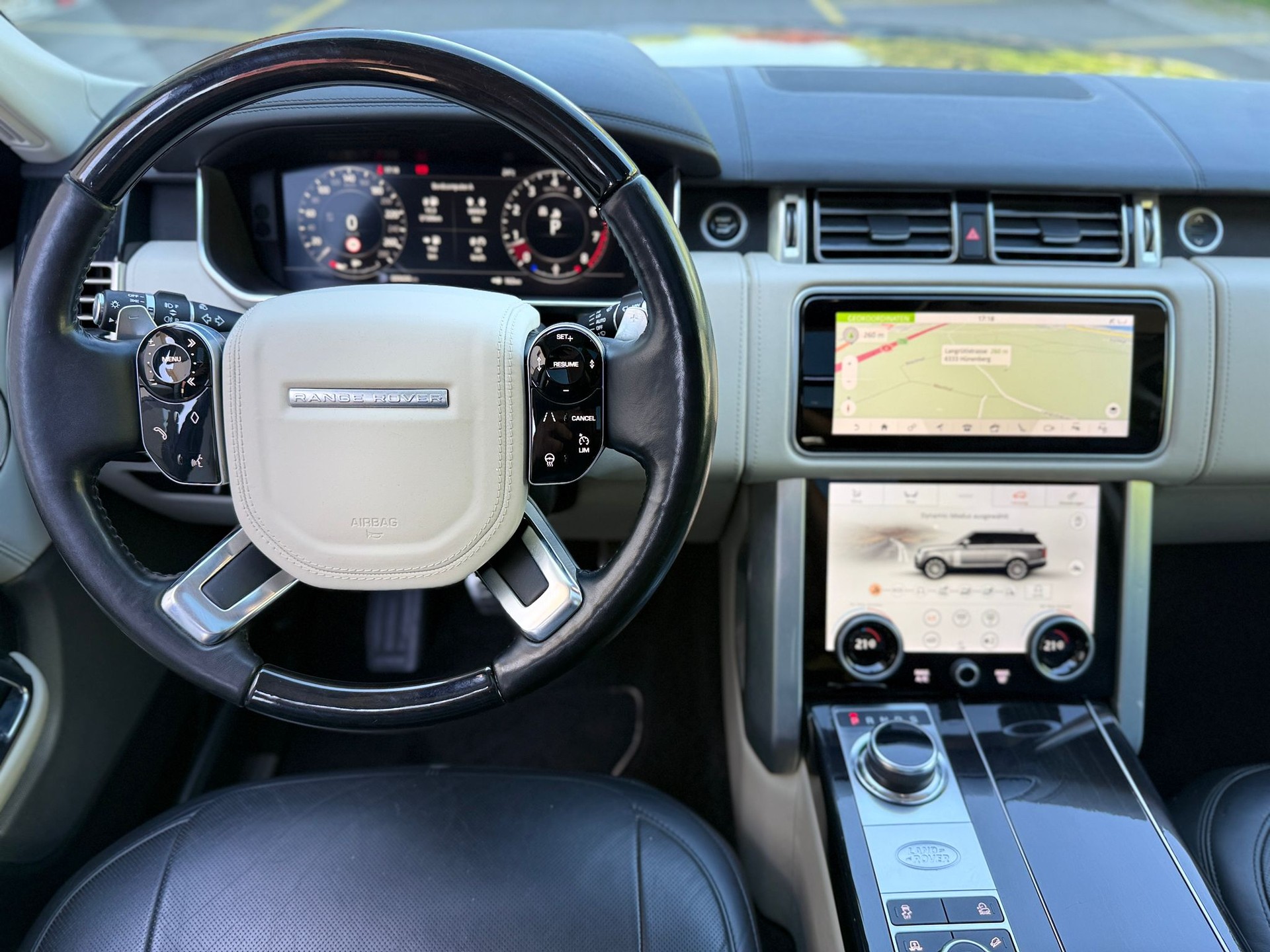 LAND ROVER Range Rover 5.0 V8 SC Autobiography-image-11