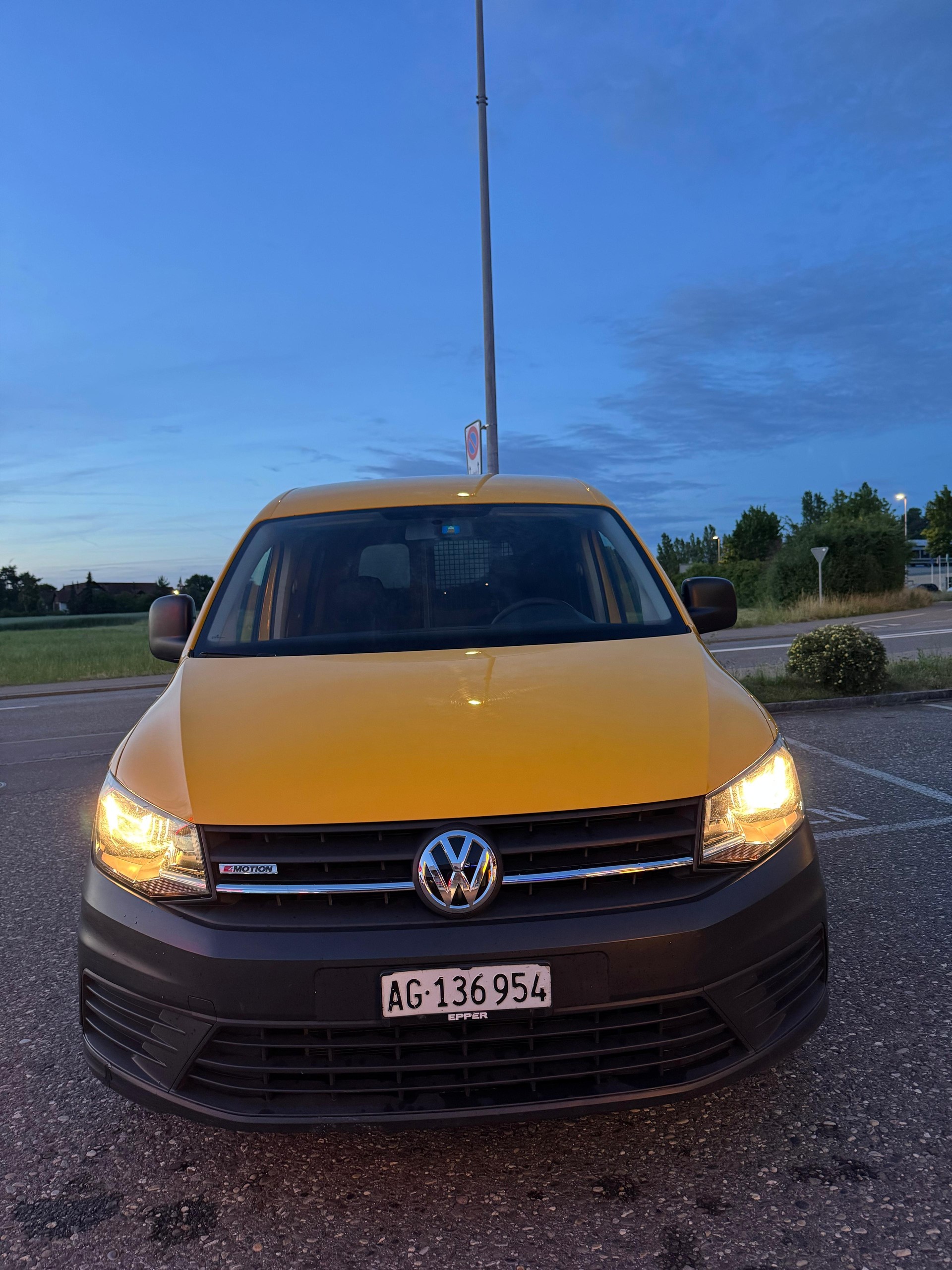 VW VW Caddy 4 2.0 d 4m
