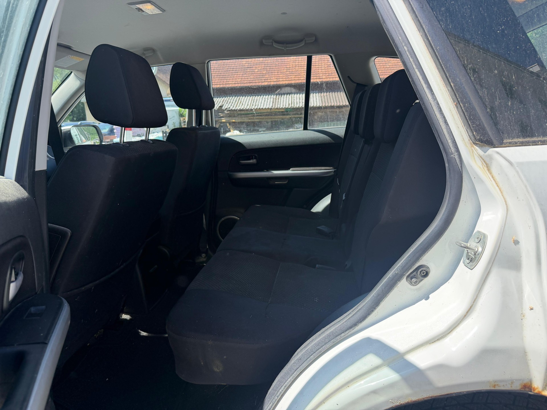 SUZUKI GRAND VITARA-image-4