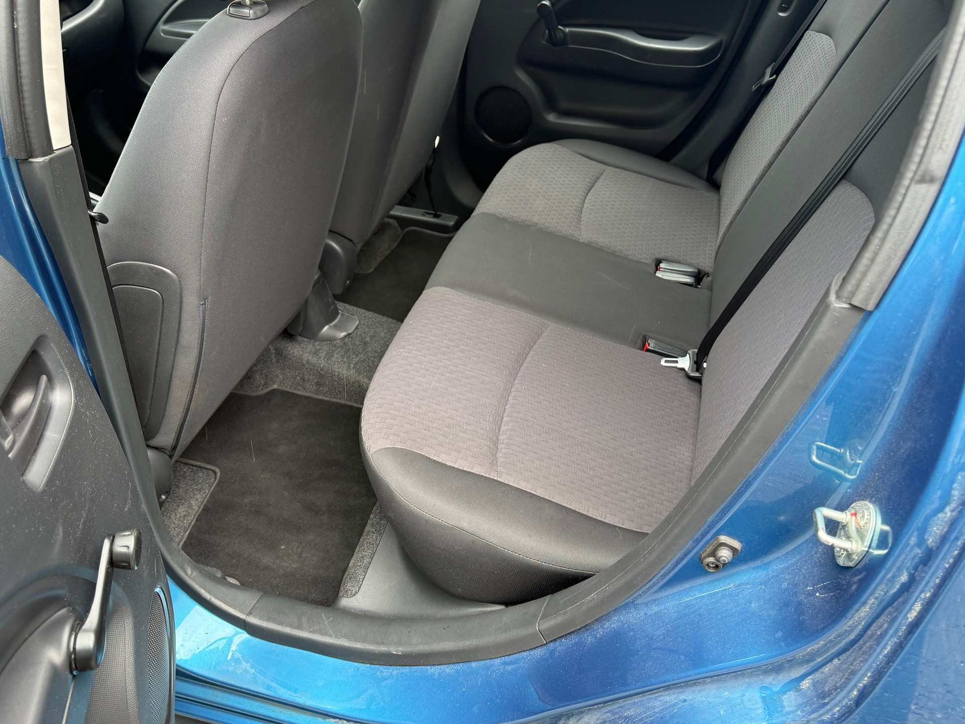 MITSUBISHI Space Star 1.0 Entry-image-11