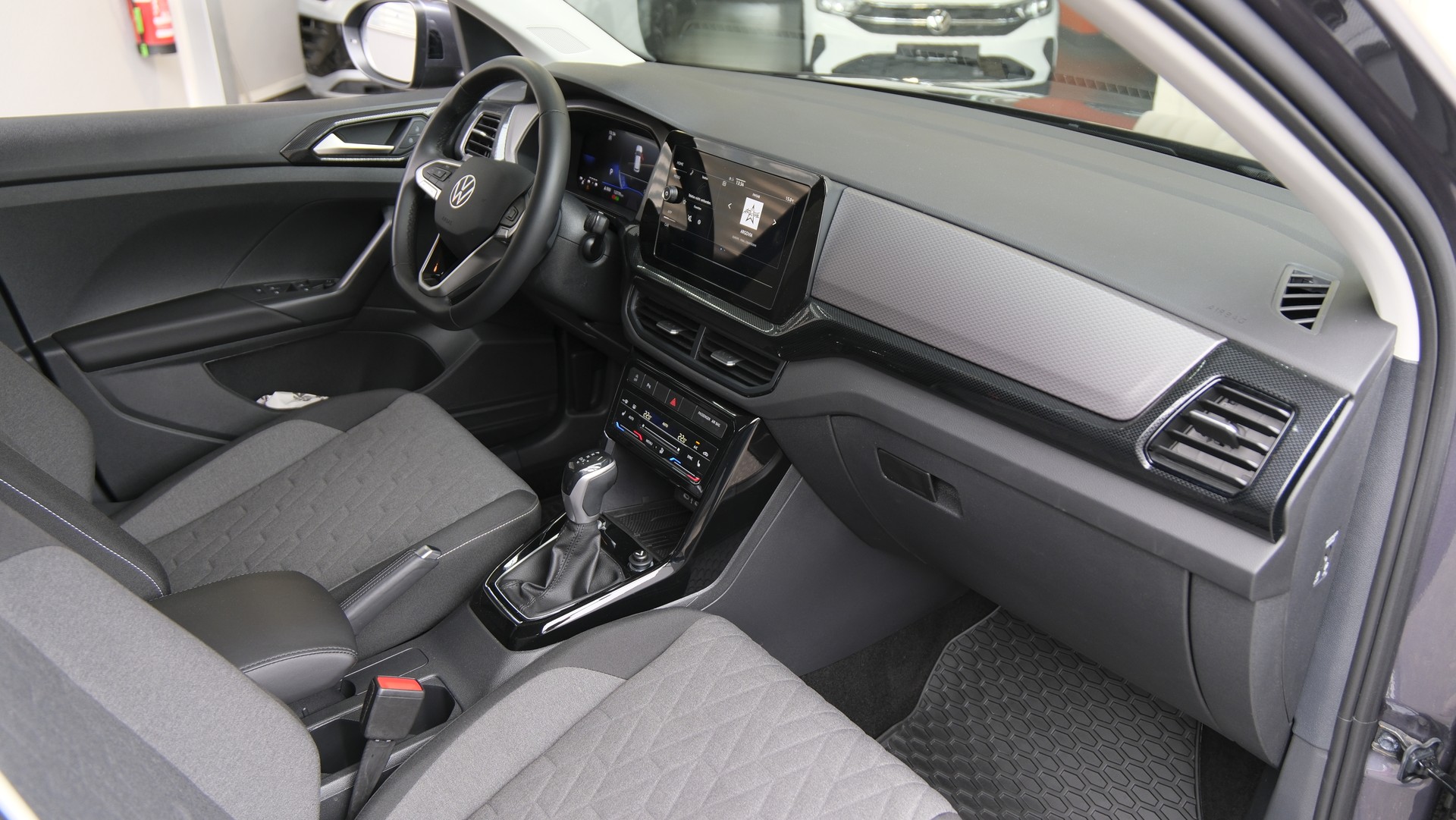 VW T-Cross 1.0 TSI EVO United DSG-image-10
