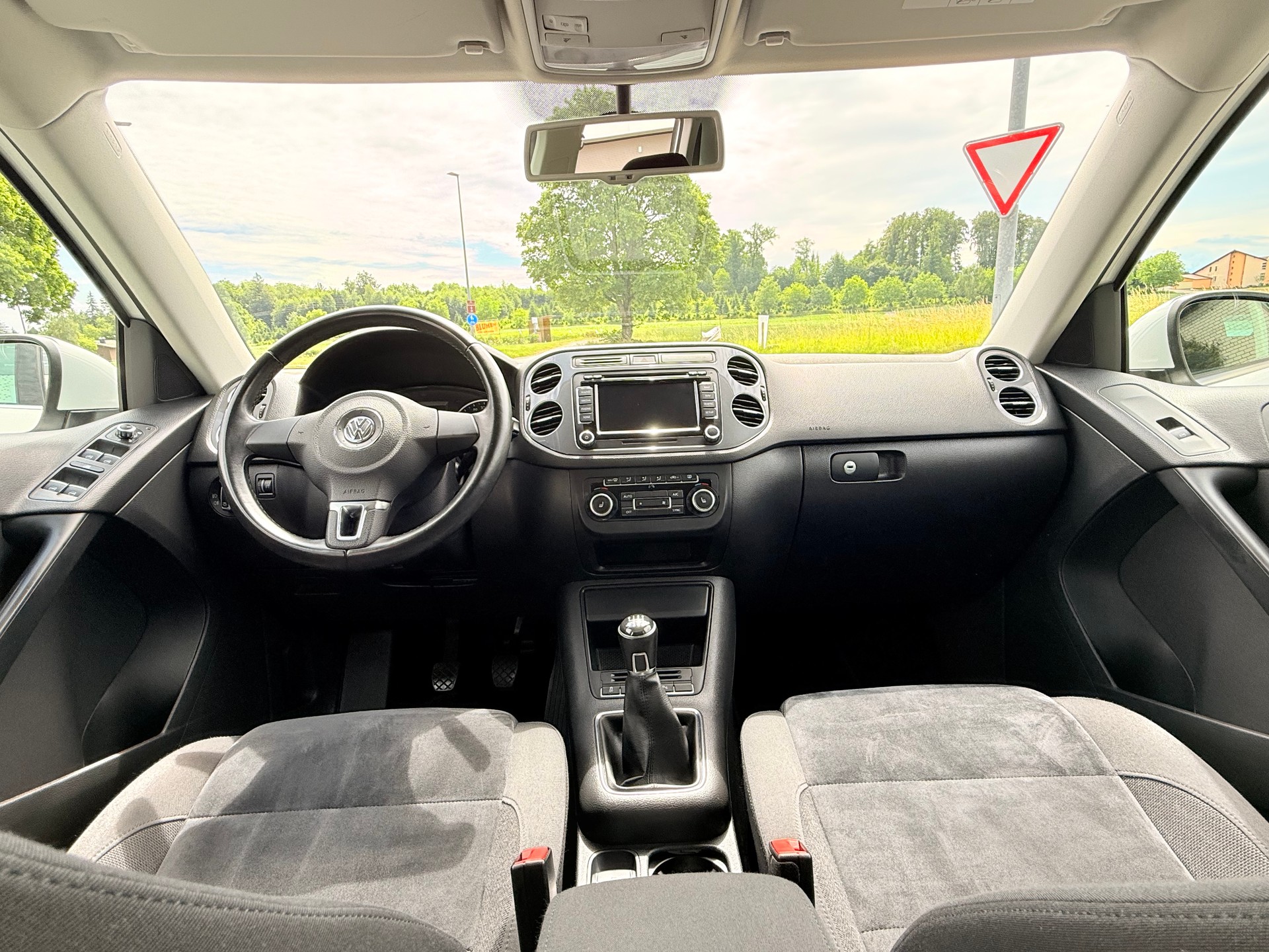 VW Tiguan 1.4 TSI BlueMotion Trend&Fun 4x2-image-8