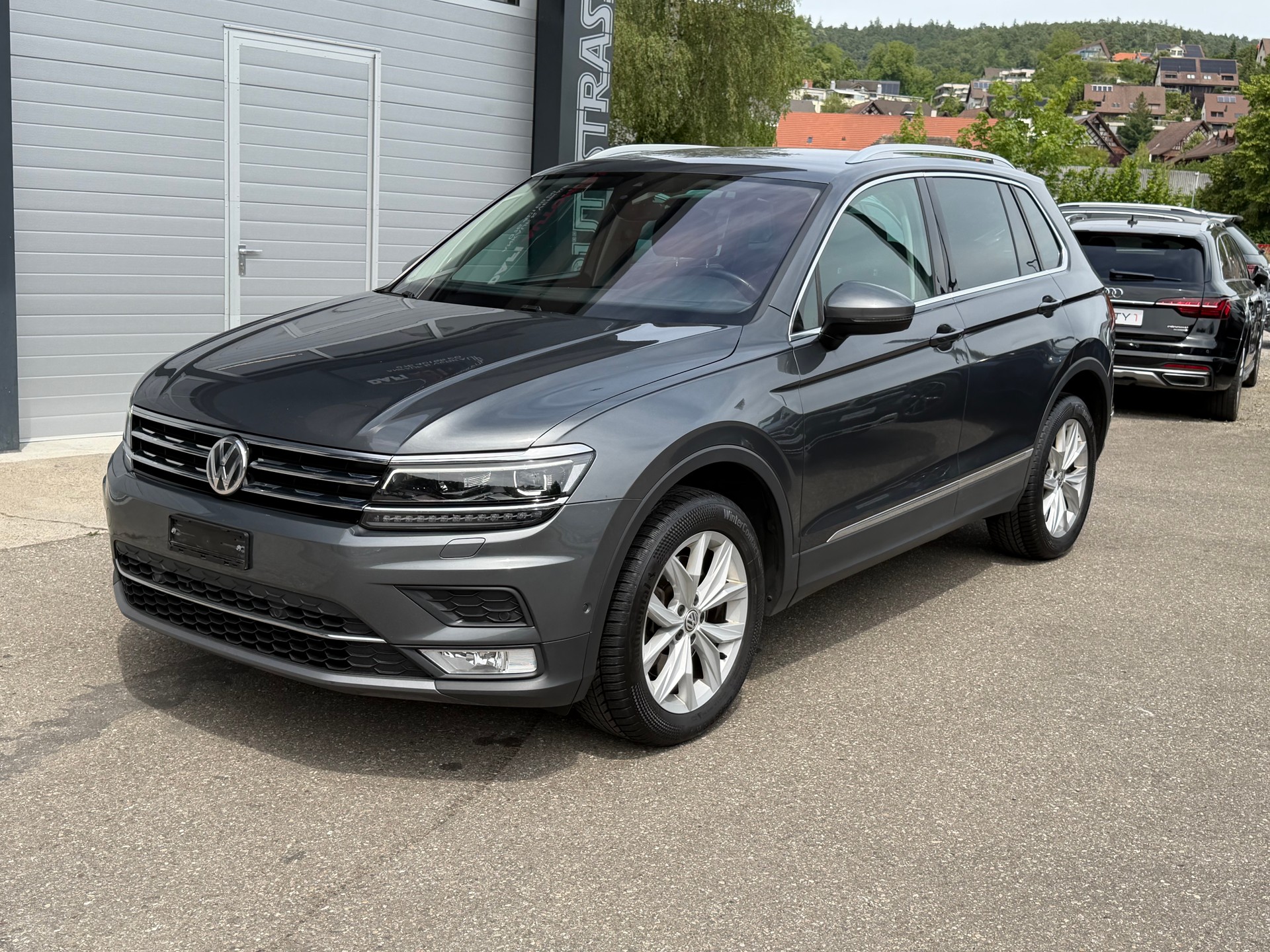 VW Tiguan 2.0 TDI SCR Highline 4Motion DSG-image-0