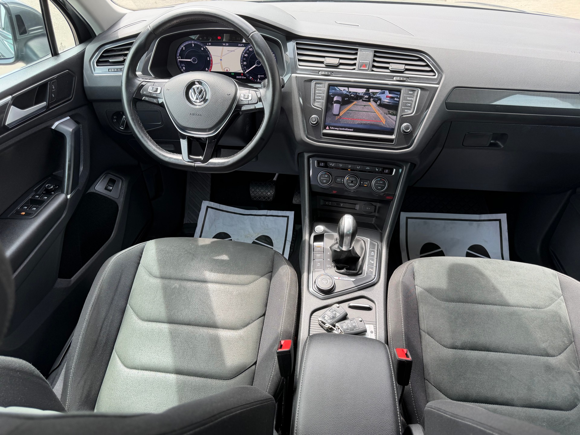 VW Tiguan 2.0 TDI SCR Highline 4Motion DSG-image-11