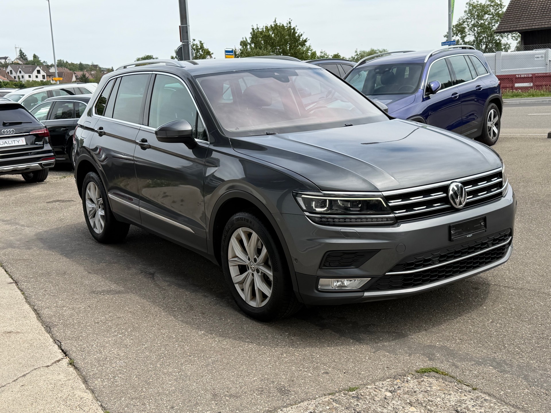 VW Tiguan 2.0 TDI SCR Highline 4Motion DSG-image-2