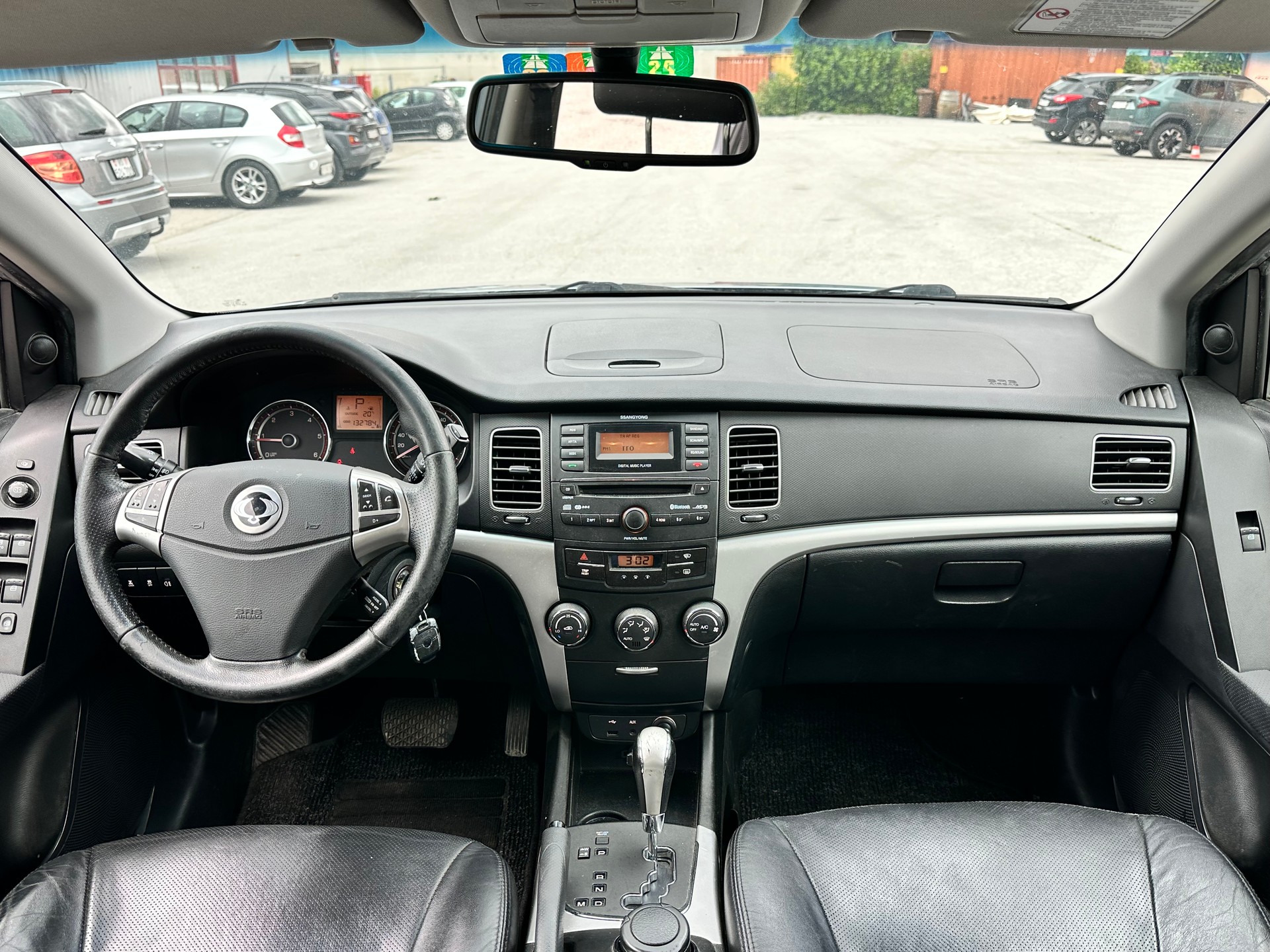 KGM-SsangYong Korando 2.0 e-XDI Eleven Edition 4WD Automatic-image-10